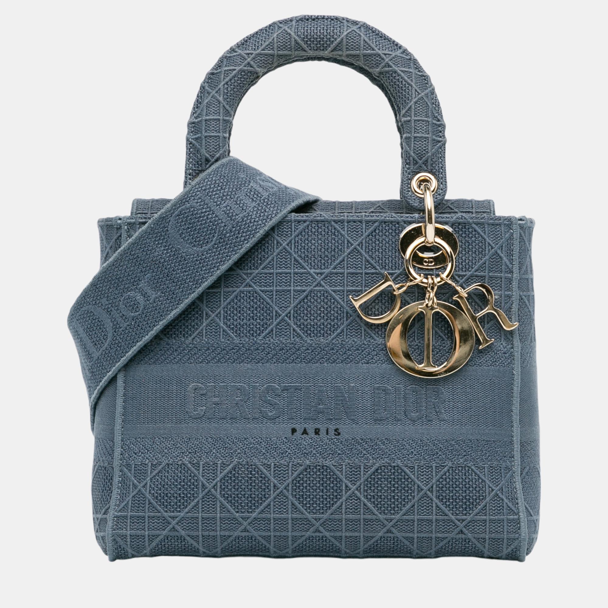 

Dior Blue Medium Cannage Lady D-Lite