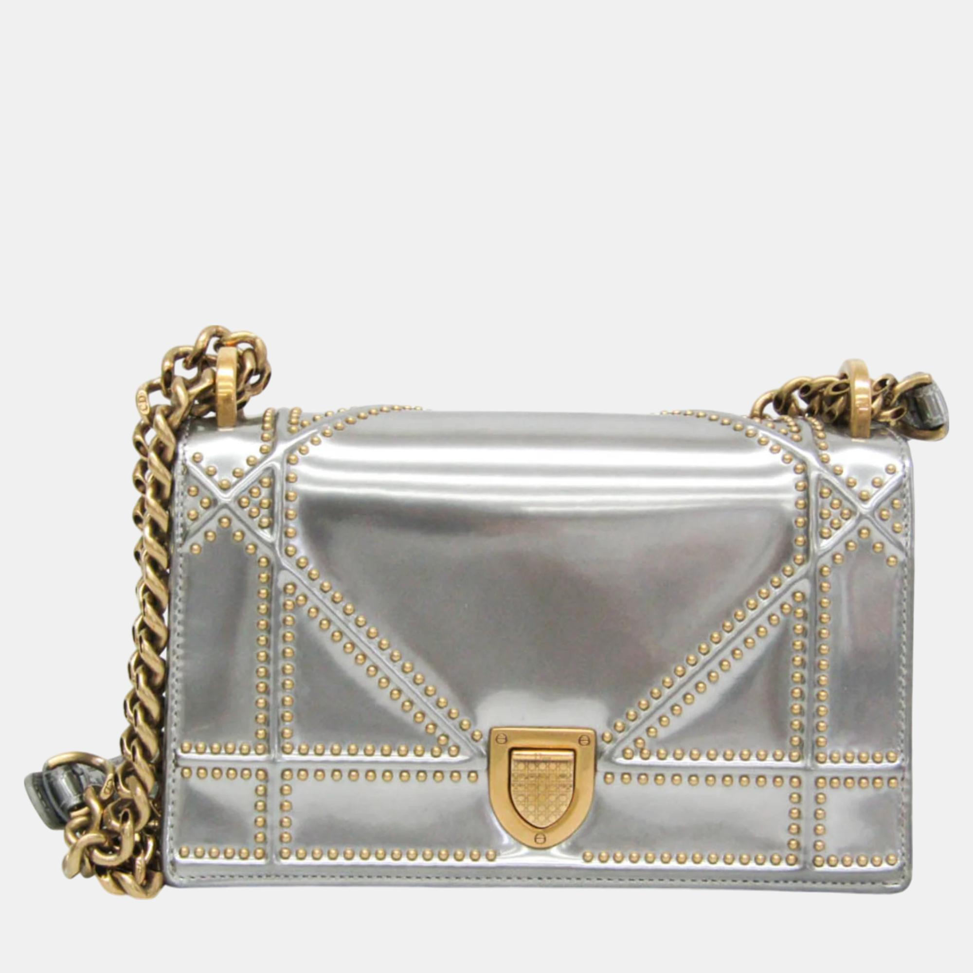 

Christian Dior Silver Diorama Chain Leather Shoulder Bag