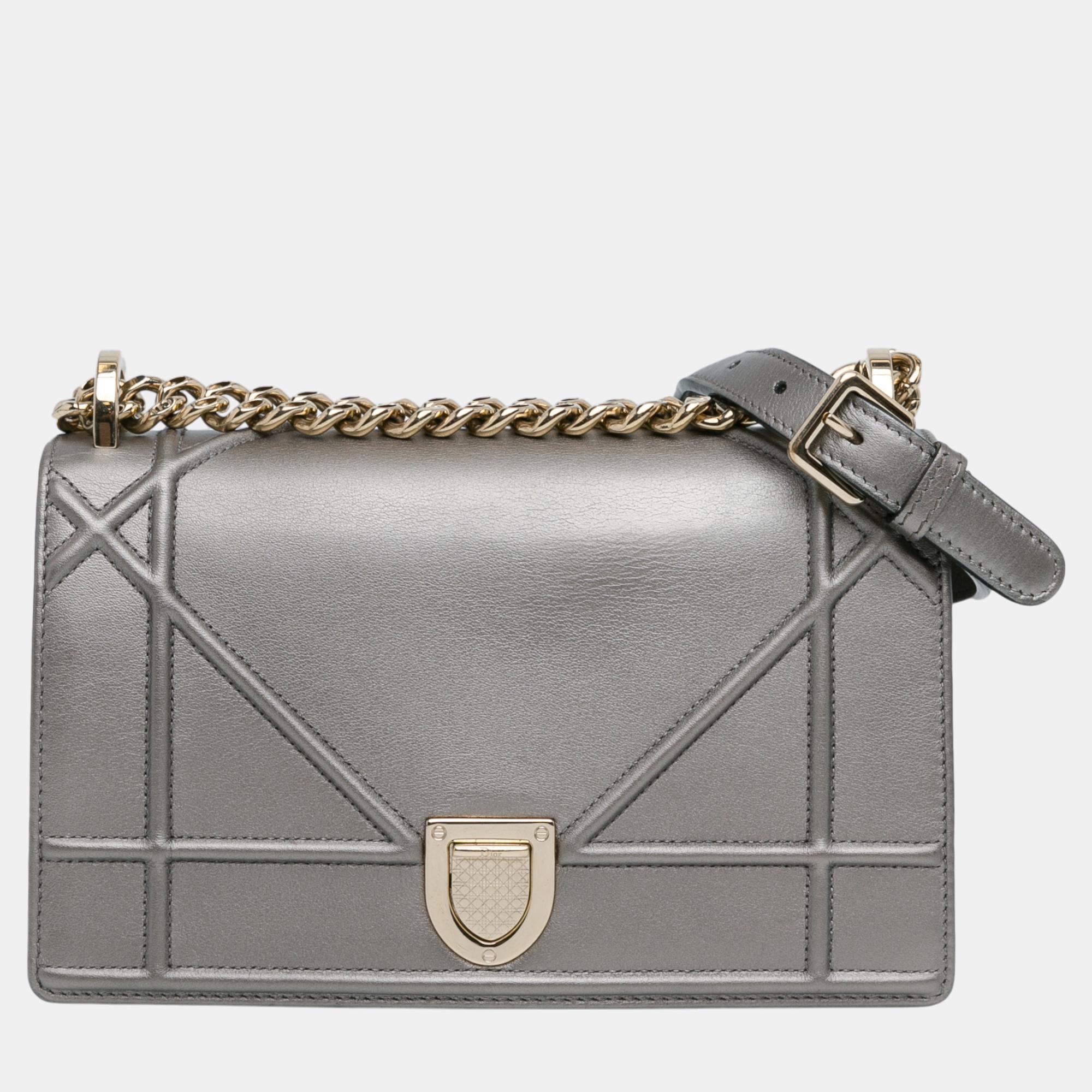 

Dior Silver Small Diorama Flap