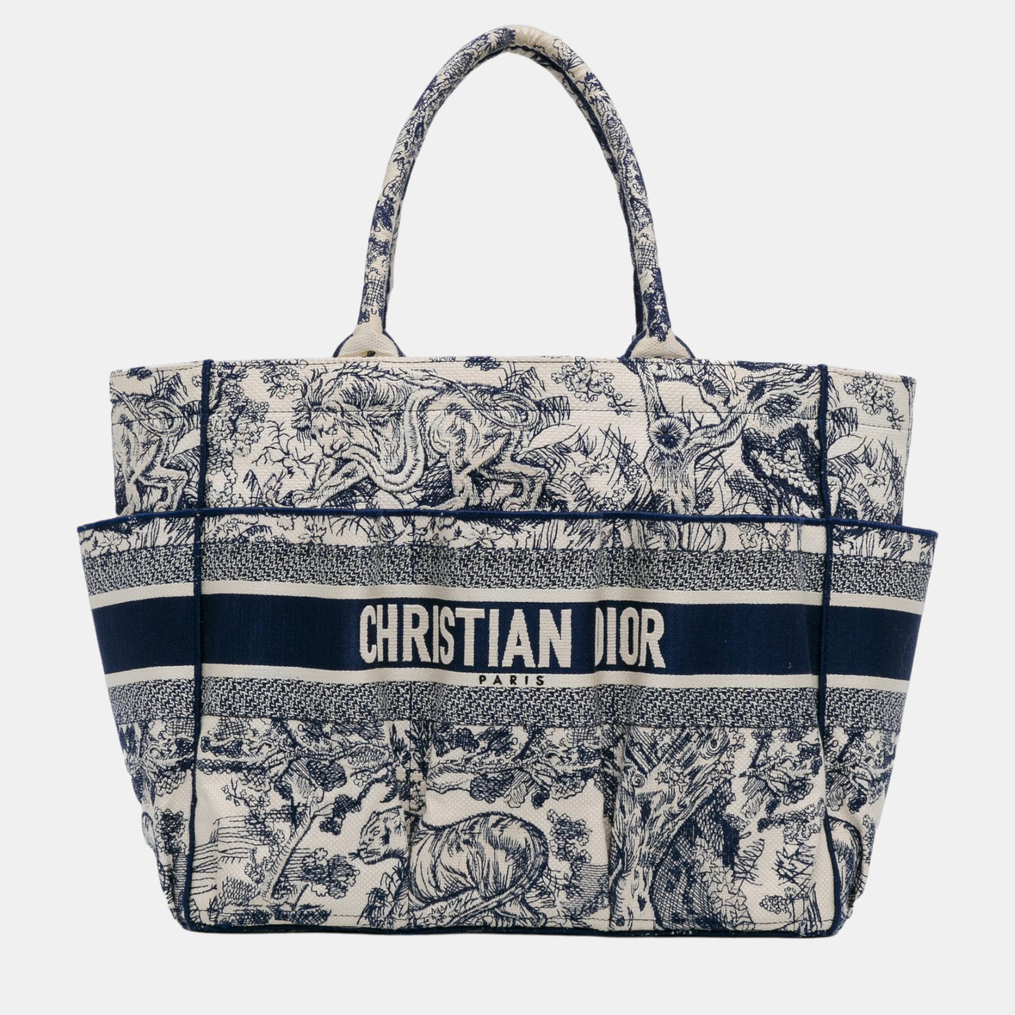 

Dior Blue Embroidered Toile De Jouy Catherine Tote