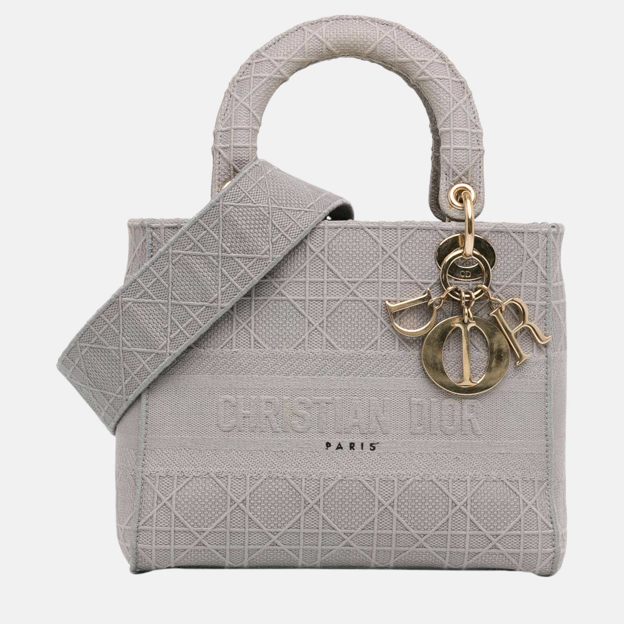 

Dior Grey Medium Cannage Lady D-Lite