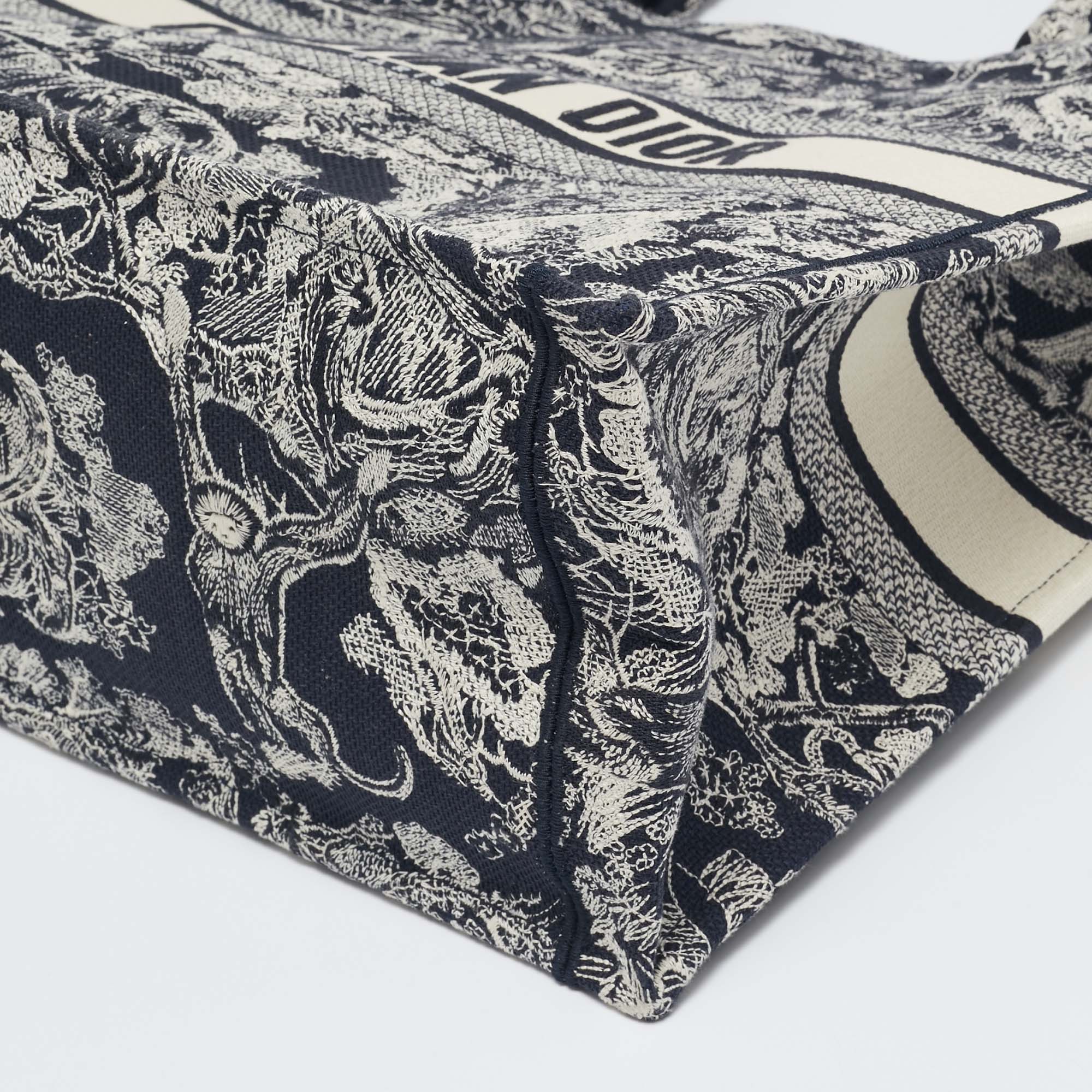 Dior Navy Blue Embroidered Canvas Large Dioriviera Toile De Jouy Book Tote 