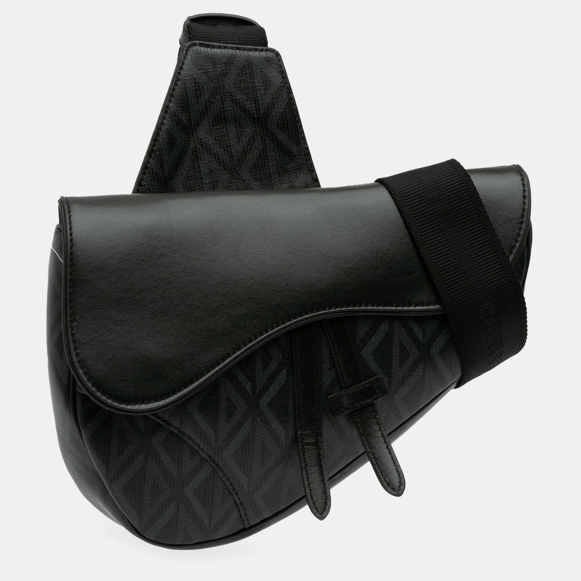 

Dior Black CD Diamond Saddle Bag