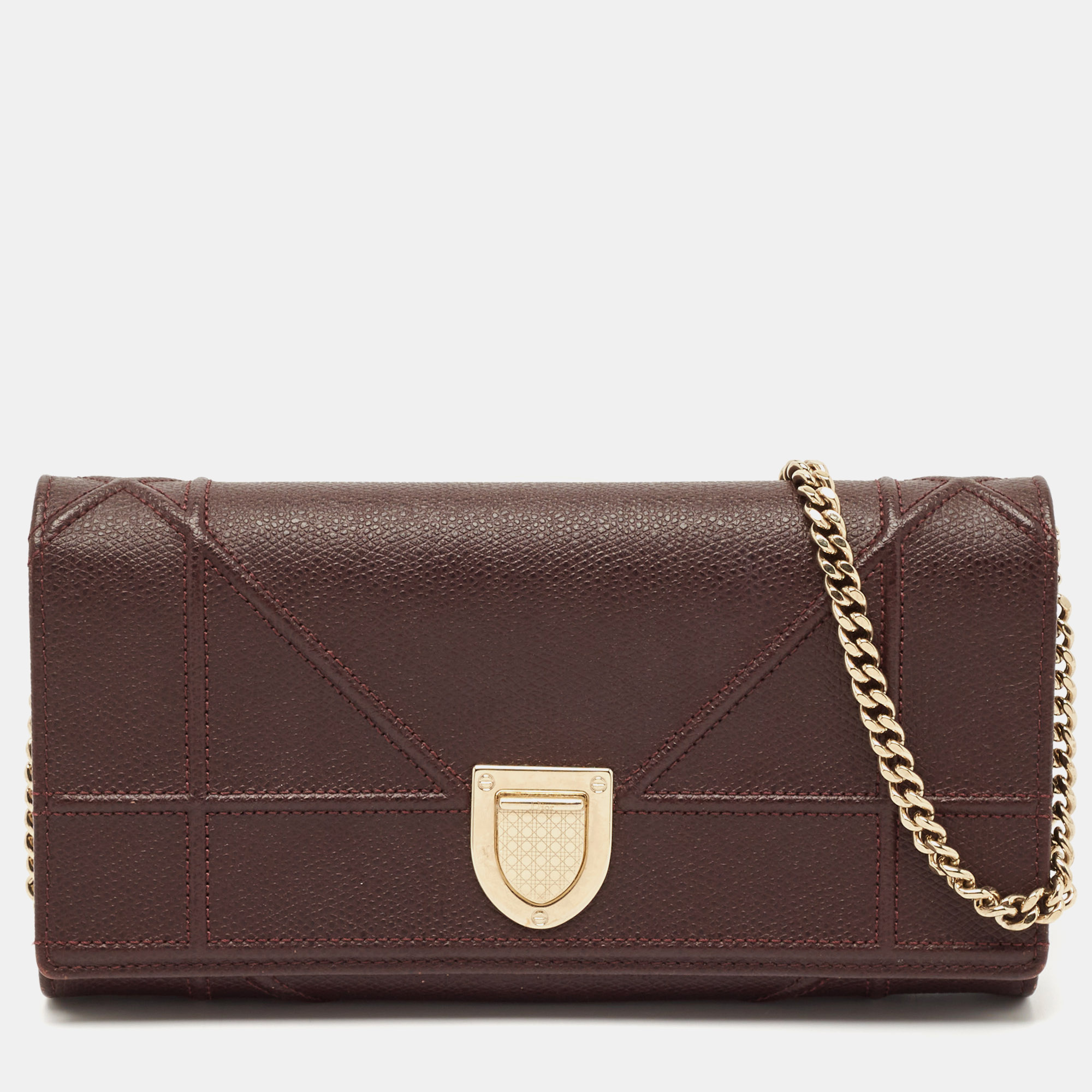 

Dior Burgundy Leather Diorama Chain Clutch