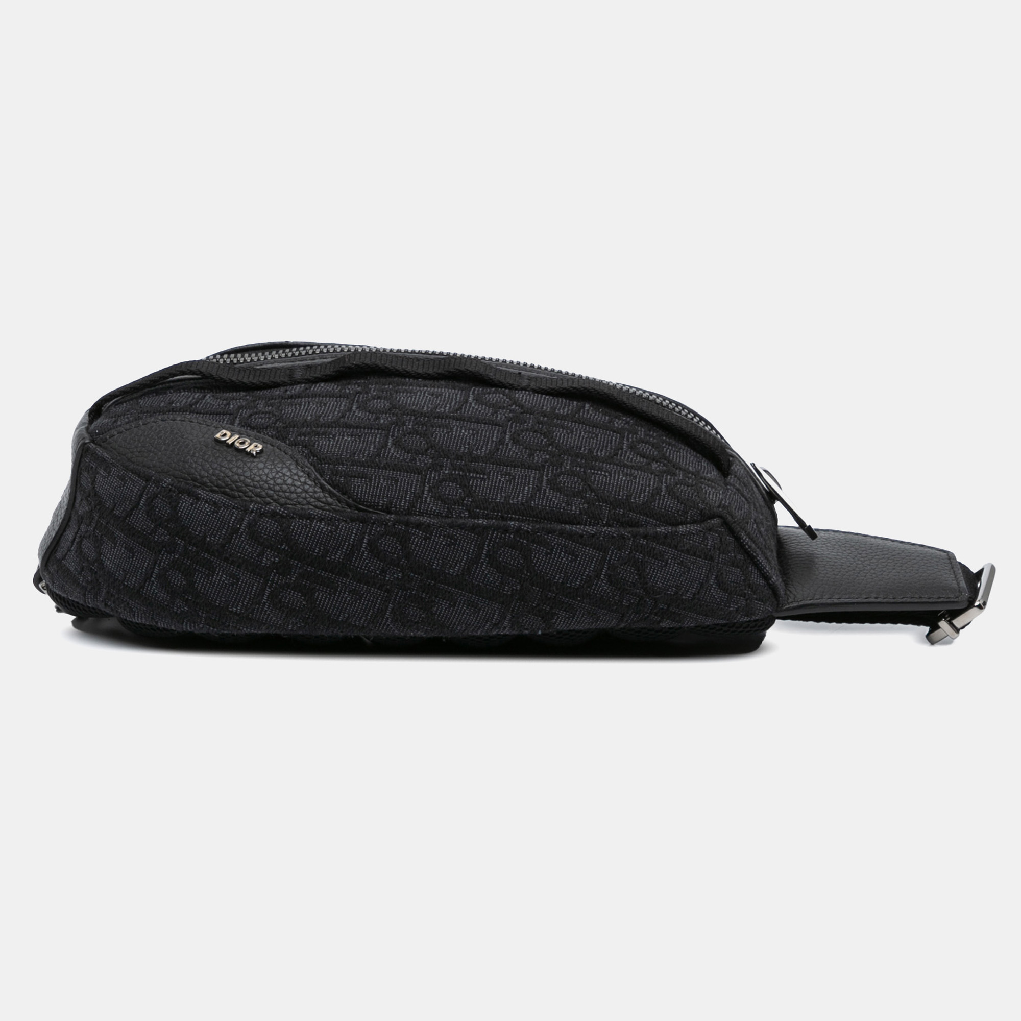 

Dior Black Oblique Scarab Sling
