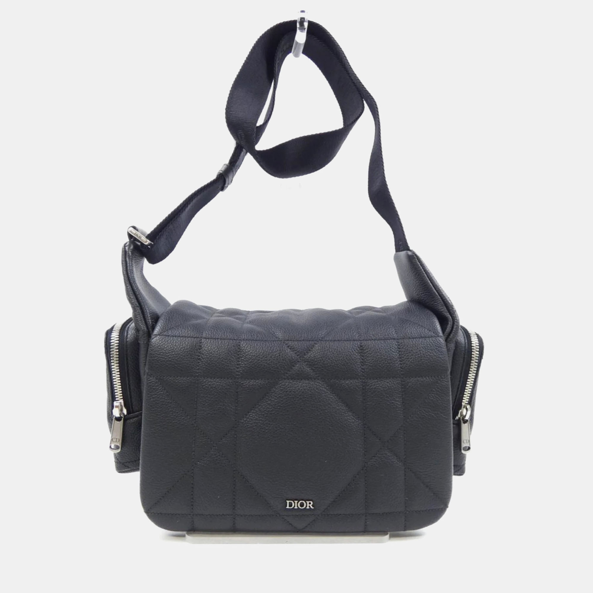 

Christian Dior Dior Handbag, Black