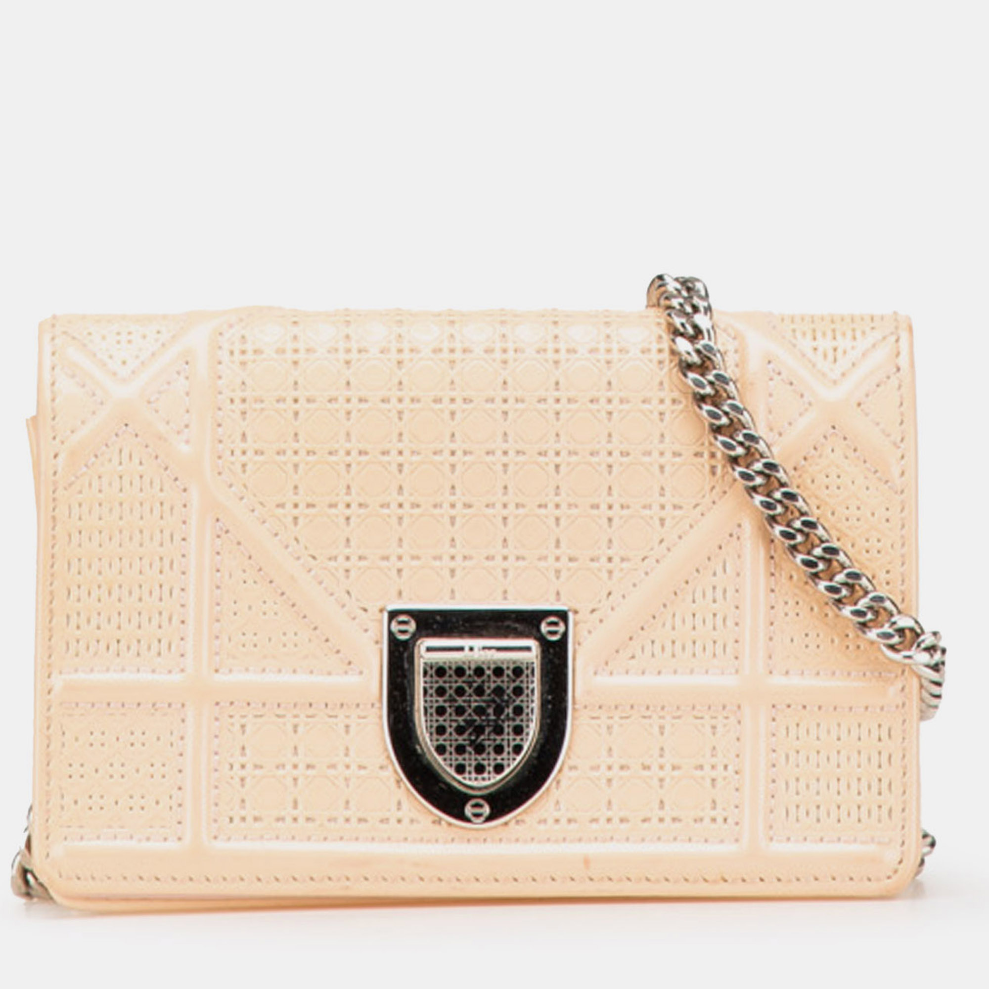 

Dior Beige Baby Patent Microcannage Diorama Flap