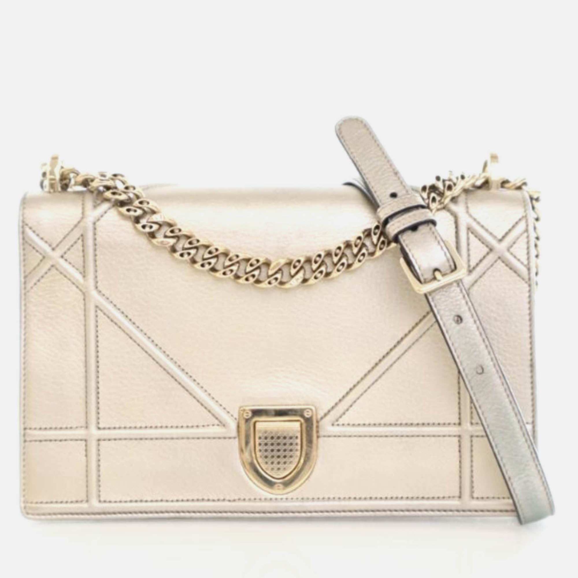 

Dior Diorama Medium Metallic Calfskin Flap Bag, Silver