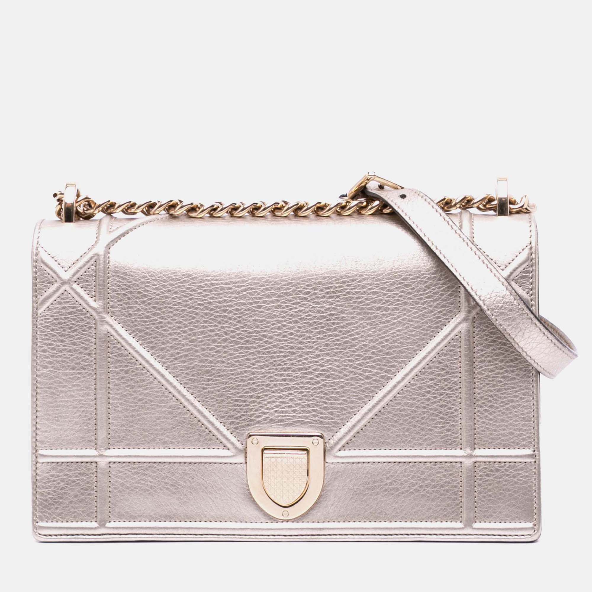 

Dior Gold Medium Metallic Grained Calfskin Diorama Flap