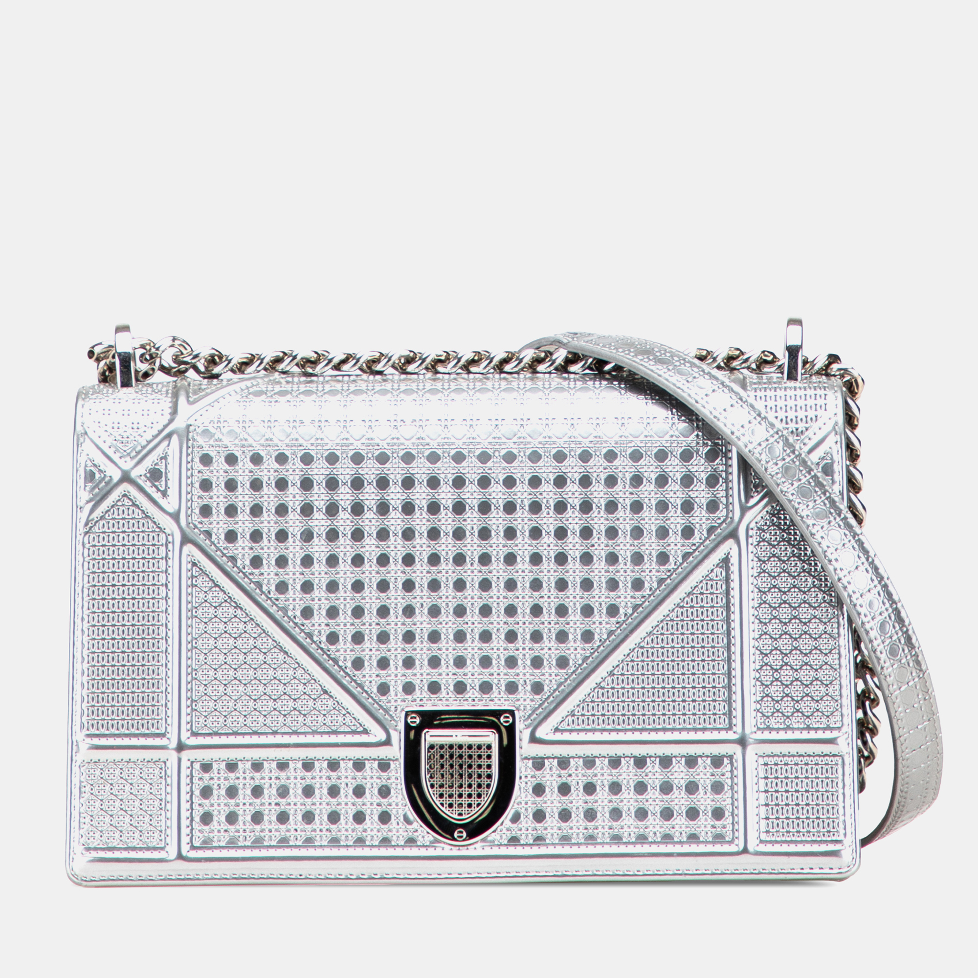 

Dior Silver Medium Metallic Patent Microcannage Diorama Flap