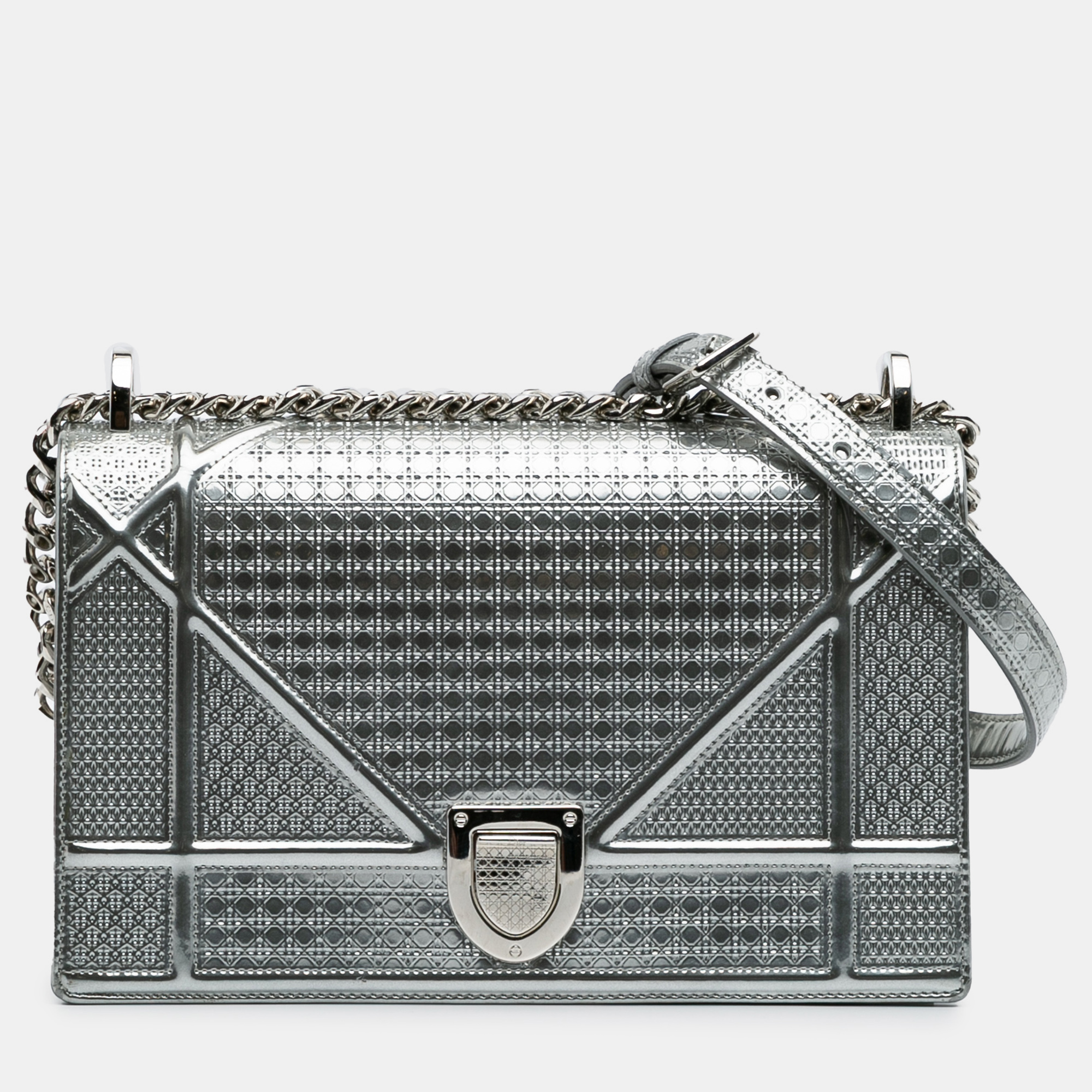 

Dior Silver Medium Metallic Patent Microcannage Diorama Flap