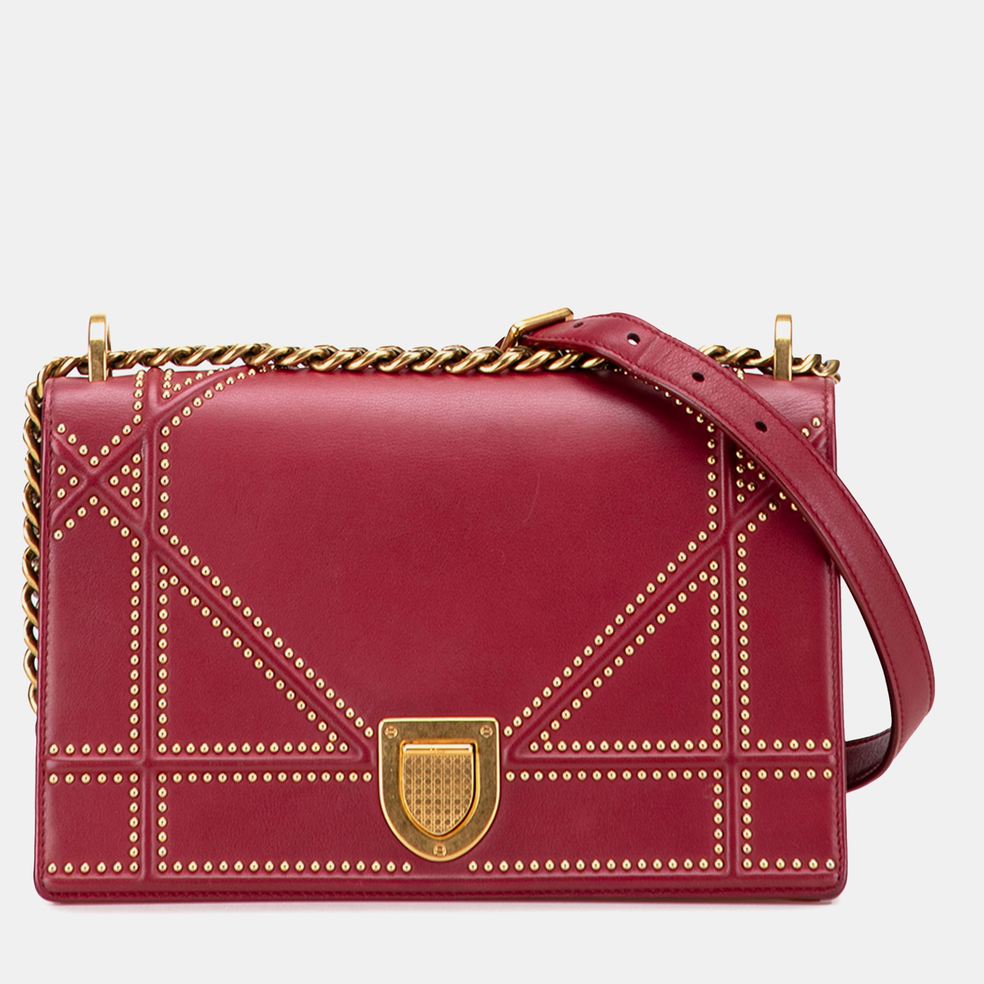 

Dior Red Medium Studded Lambskin Diorama Flap