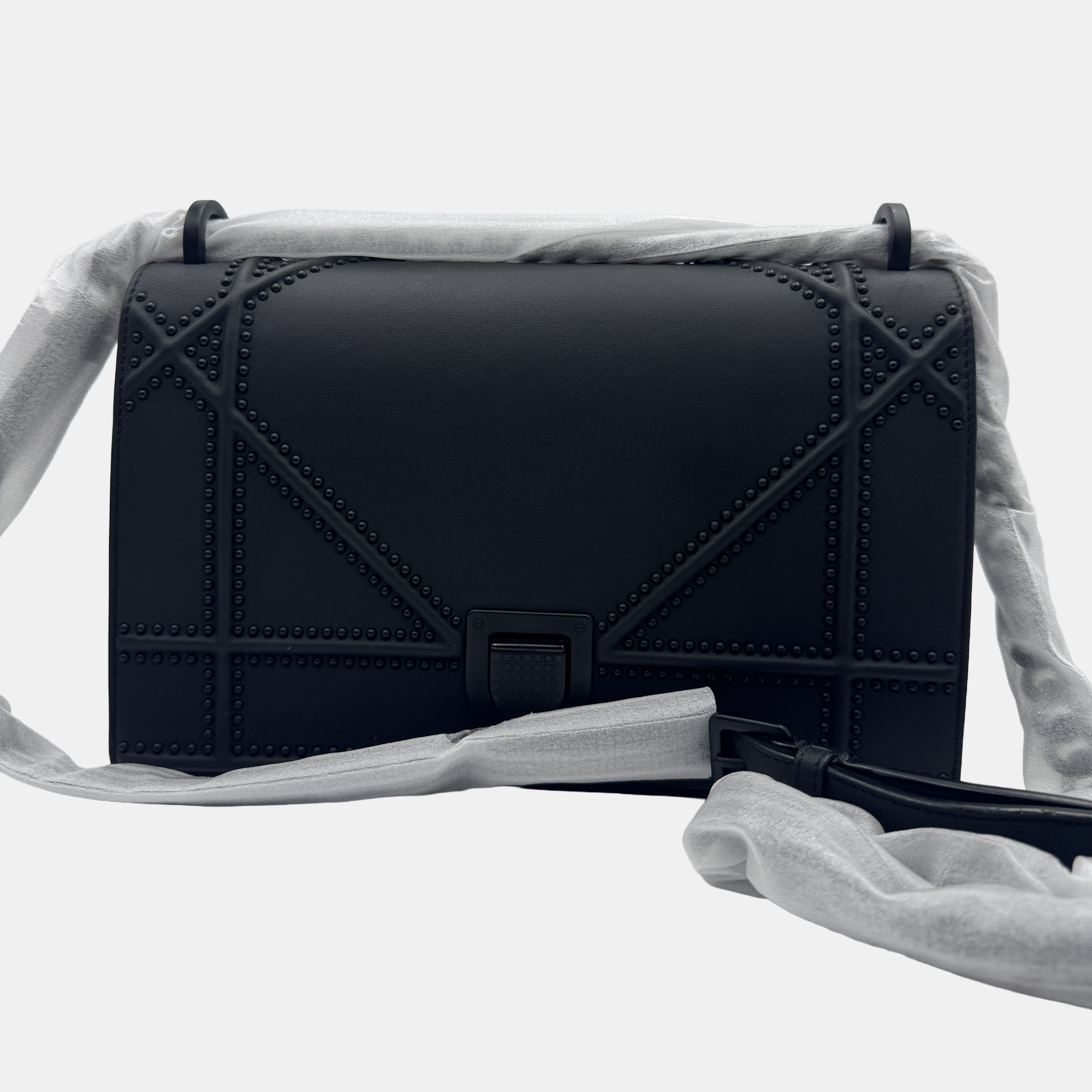 

Dior black matte Leather studed Medium Diorama Flap Shoulder Bag