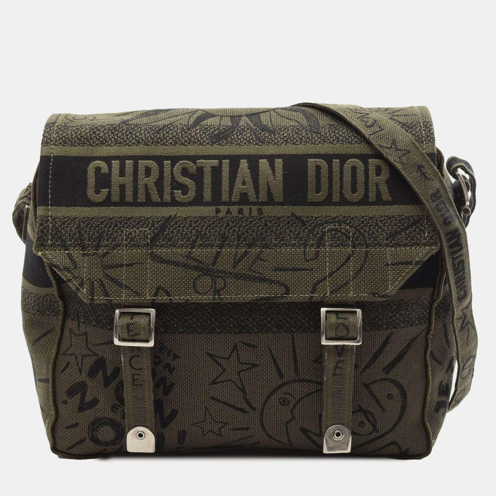 

Dior Green Large Embroidered Canvas Graffiti Diorcamp Messenger Bag