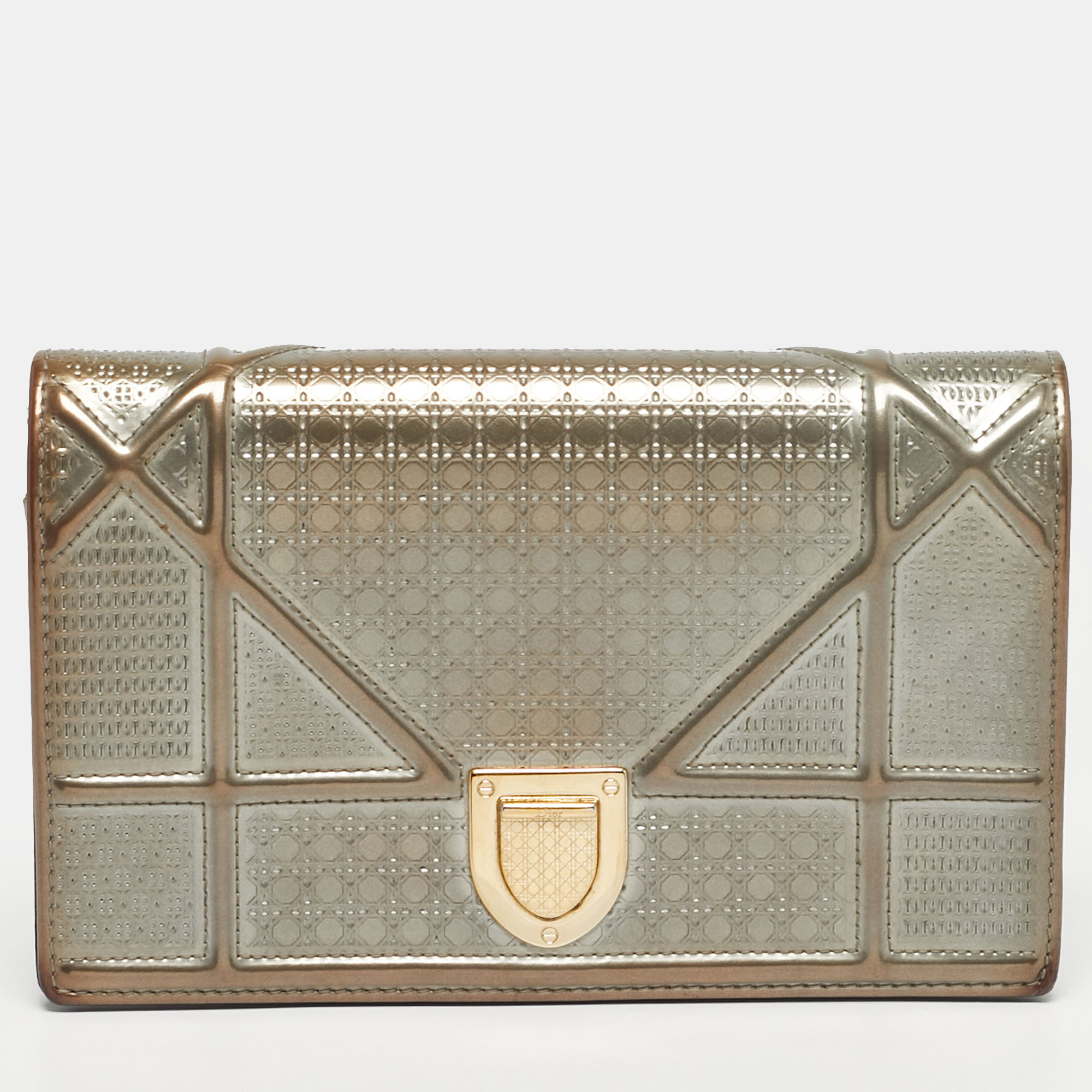 

Dior Silver Microcannage Patent Leather Diorama Wallet on Chain