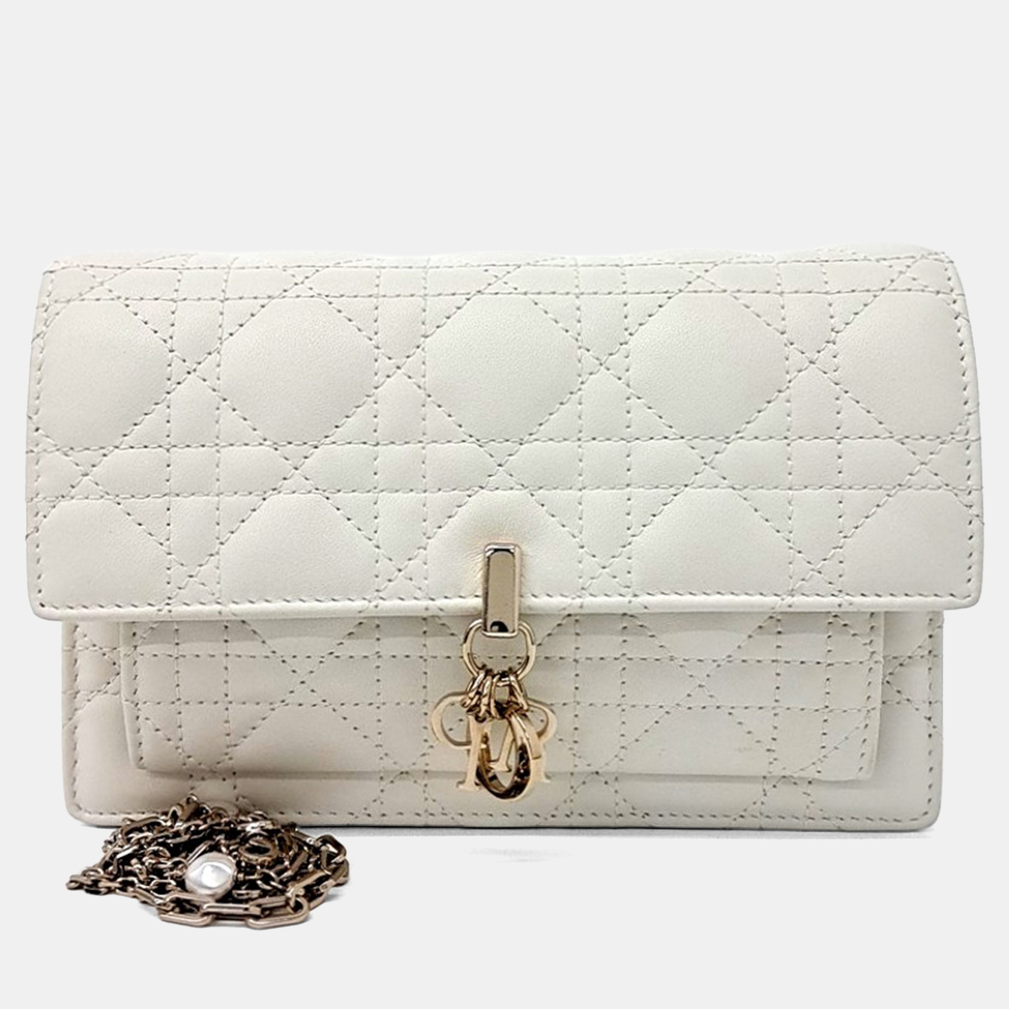

Dior White Leather Miss Dior Chain Pouch