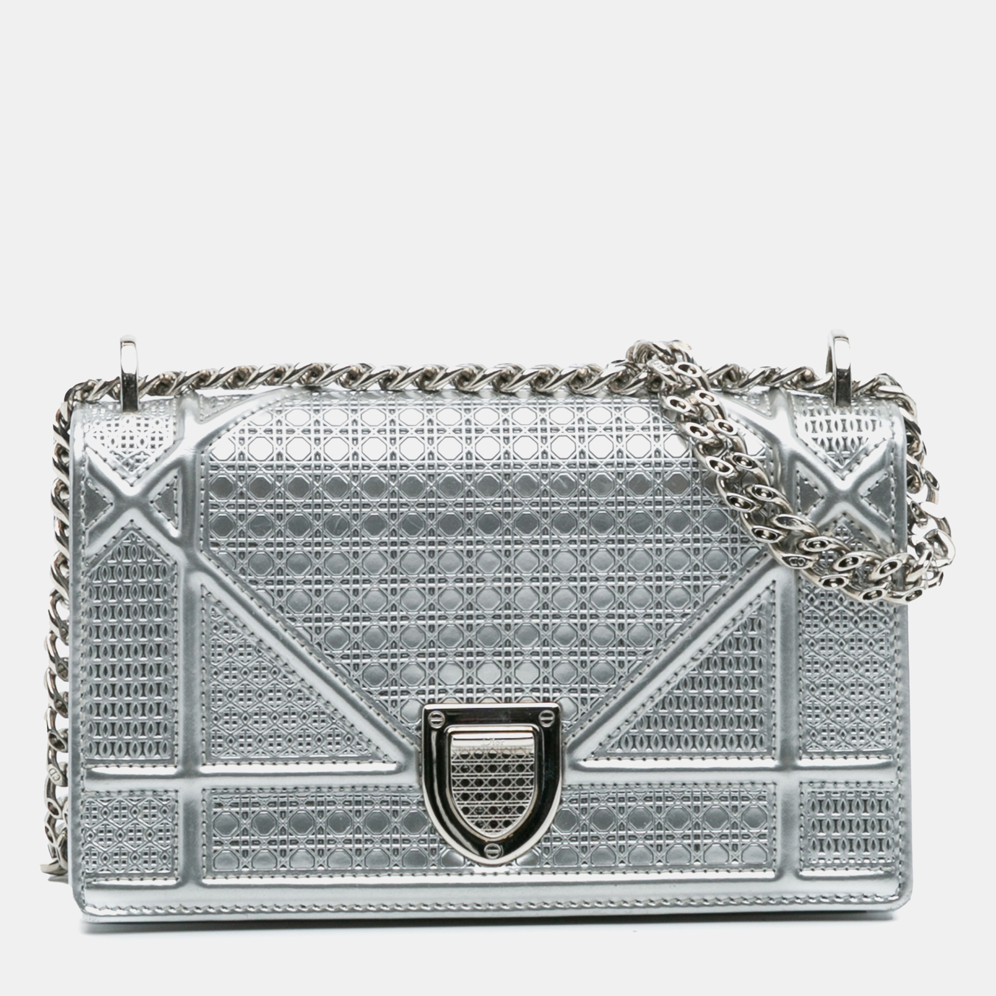 

Dior Silver Mini Metallic Patent Microcannage Diorama Flap