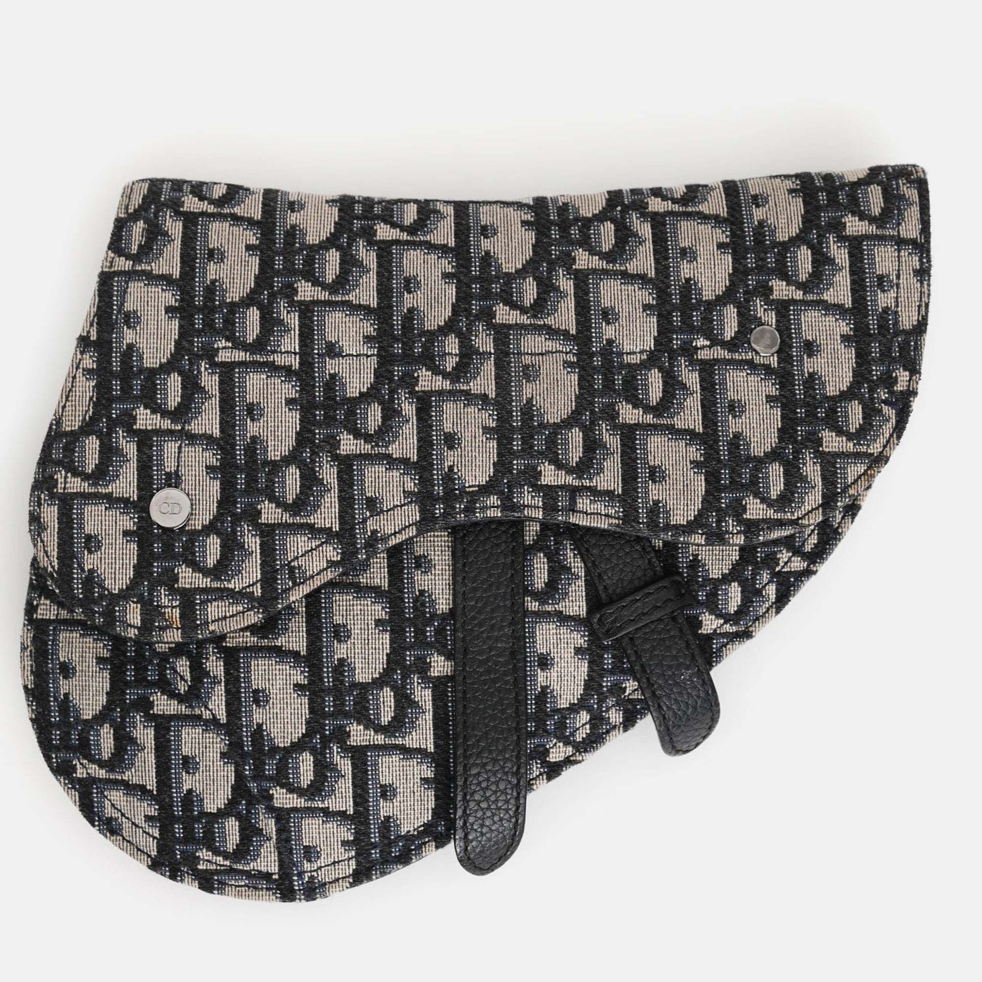 

Dior 2020 Beige/Navy Saddle Oblique Belt Bag