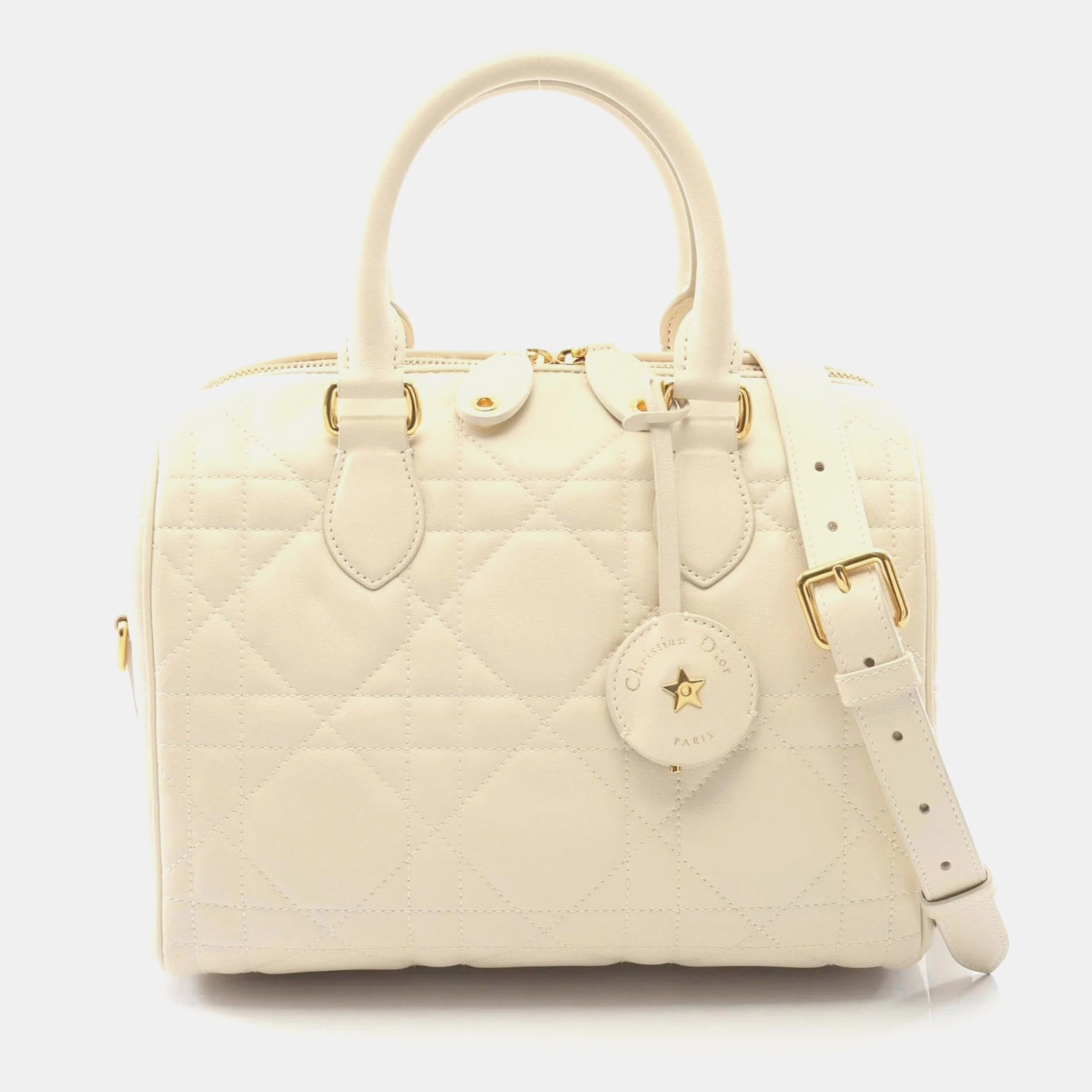 

Christian Dior Dior Groove 25 Macrocannage Handbag Leather White