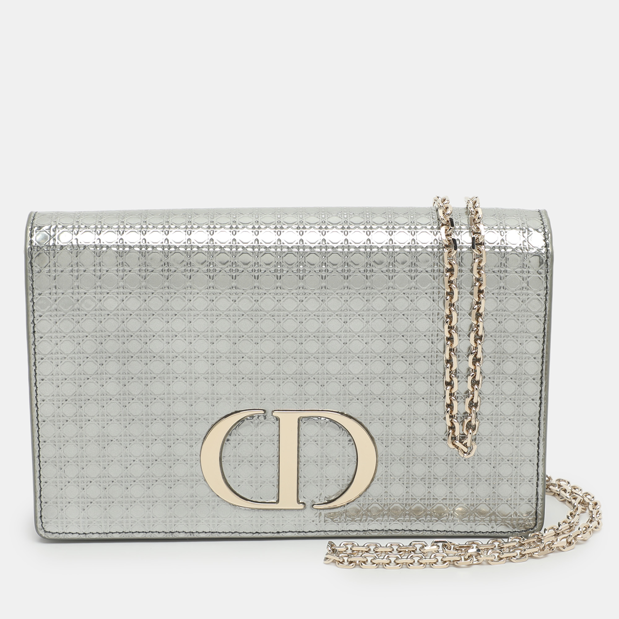 

Dior 2 in 1 30 Montaigne Silver Microcannage Patent Leather Pouch
