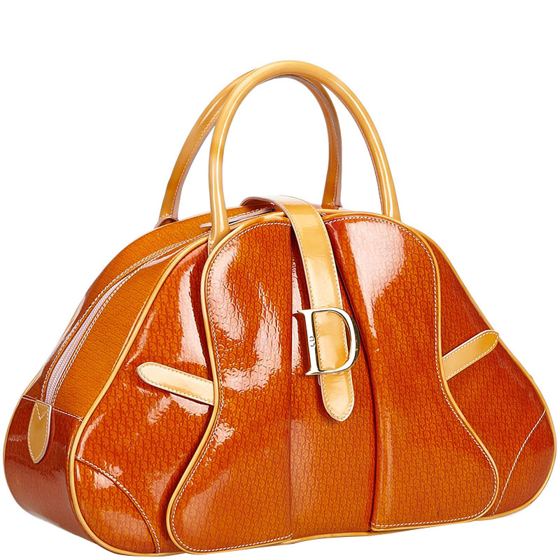 

Dior Orange Patent Leather Saddledome Everyday Bag