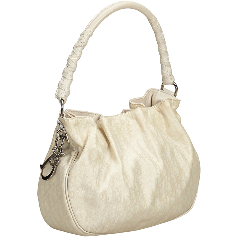 

Christian Dior White/Beige Oblique Jacquard Shoulder Bag