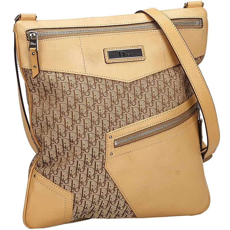 

Dior Brown/Beige Oblique Canvas Crossbody Bag