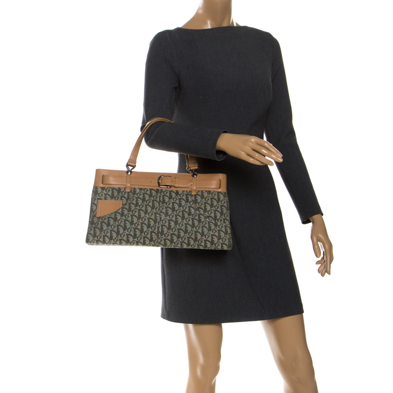 

Dior Green/Beige Monogram Canvas and Leather Tote