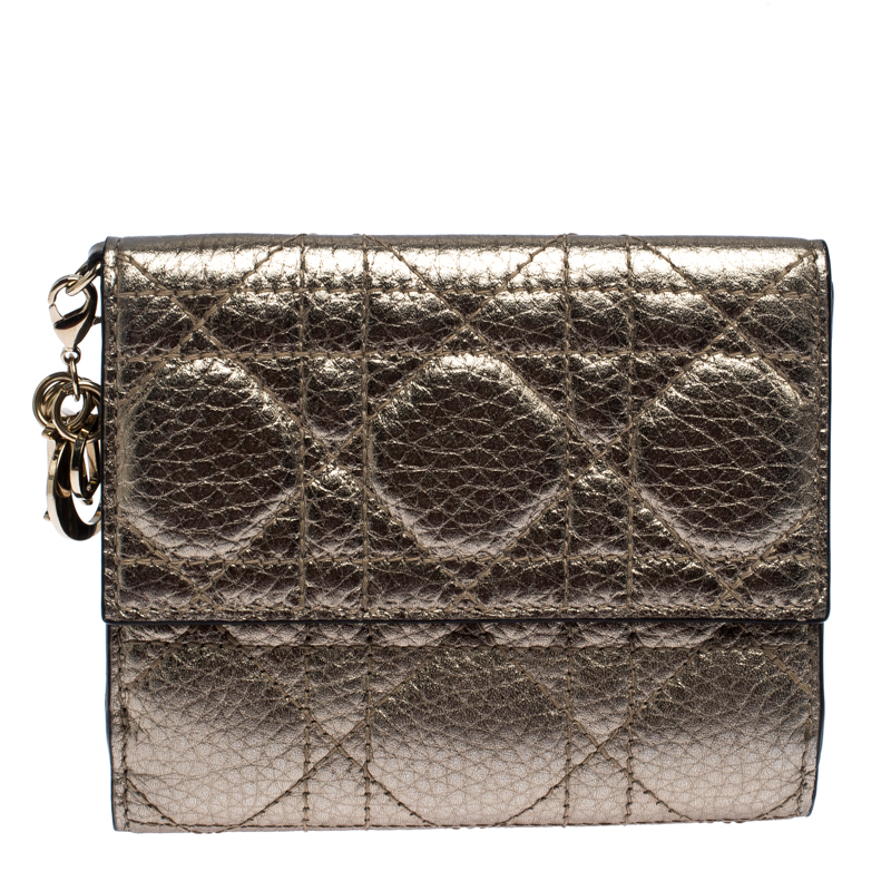 Pre Owned محفظة ديور ليدي ديور كومباكت فرنش جلد مبطن كاناغ ذهبية