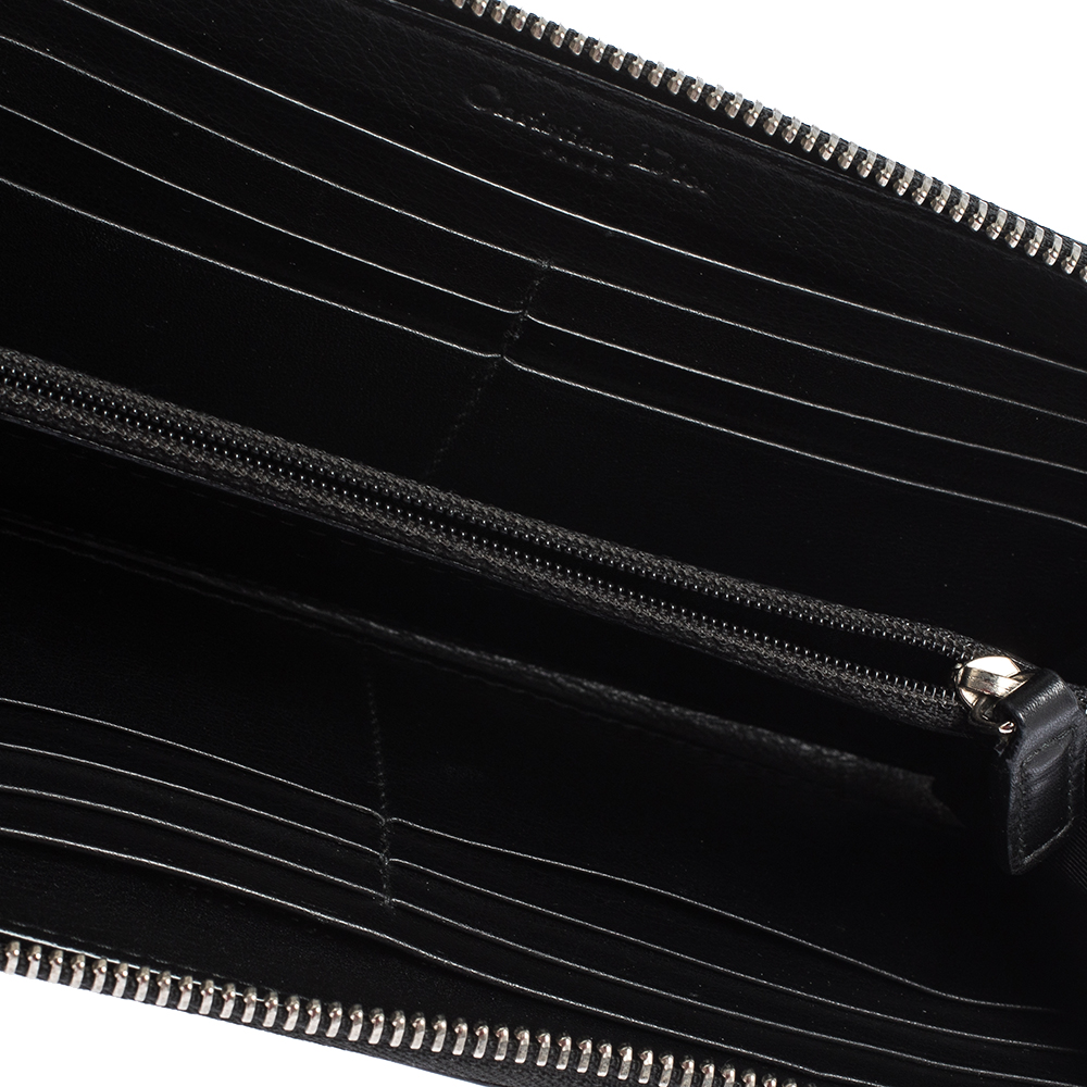 

Dior Black Patent Leather Diorissimo Zip Around Wallet