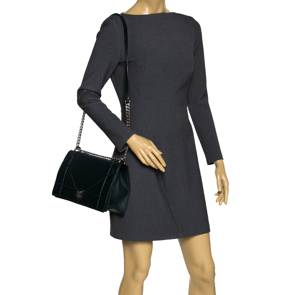 

Dior Deep Green Leather Large Diorama Flap Shoulder bag