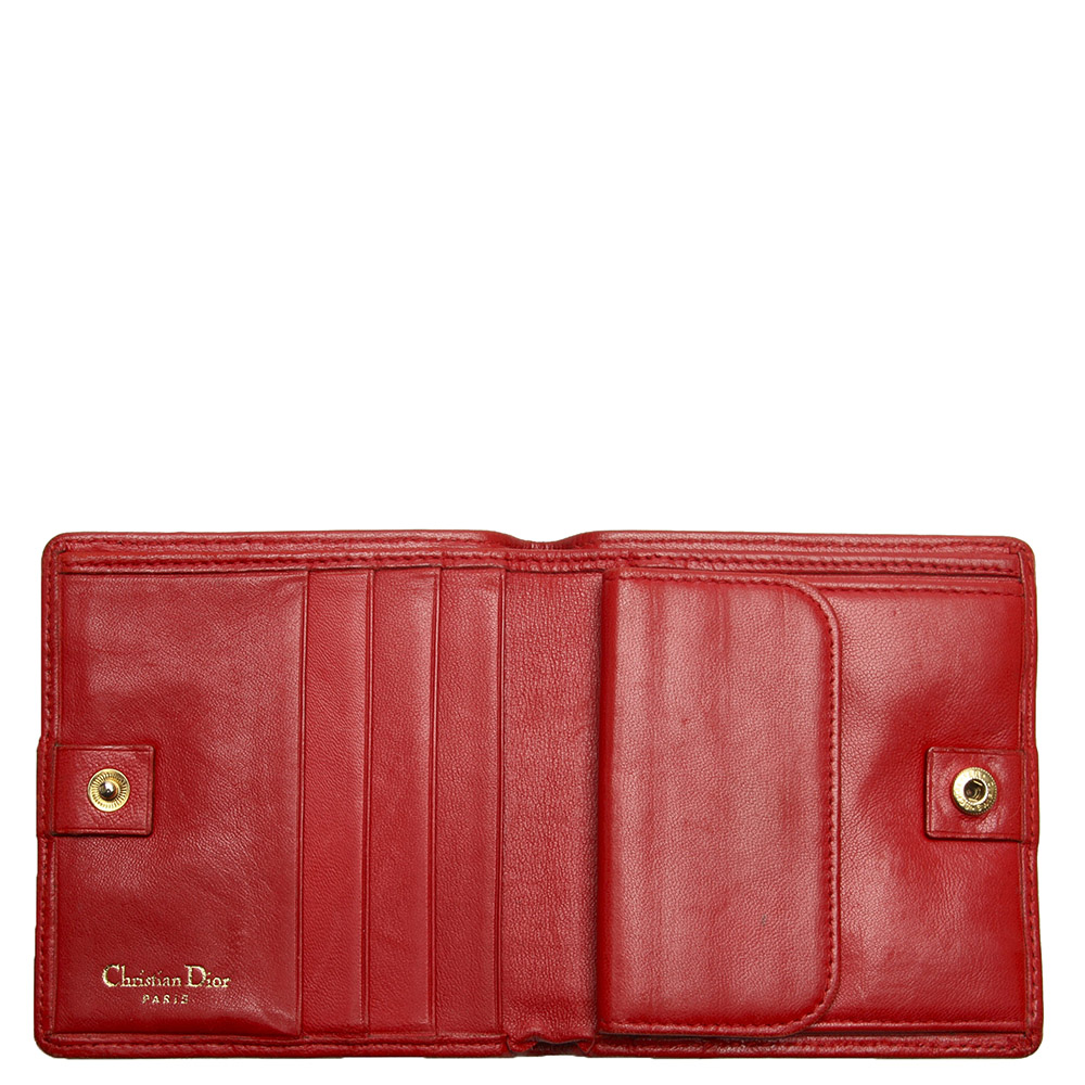 

Dior Red Cannage Leather Wallet