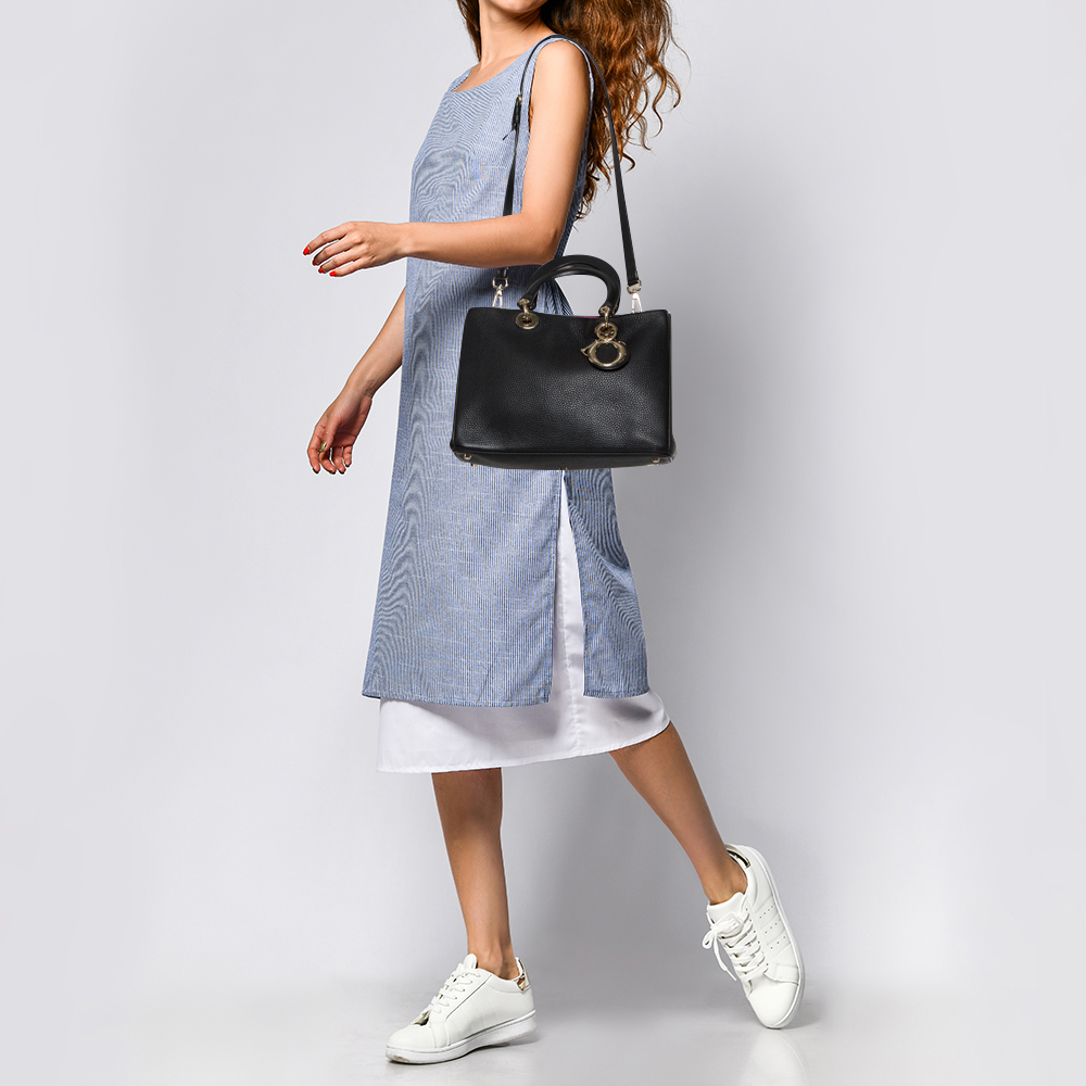 

Dior Black Leather Medium Diorissimo Shopper Tote