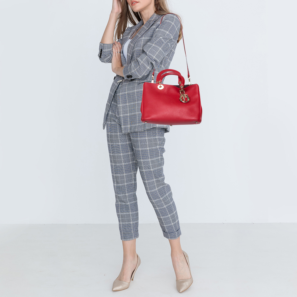 

Dior Red Leather Medium Diorissimo Shopper Tote