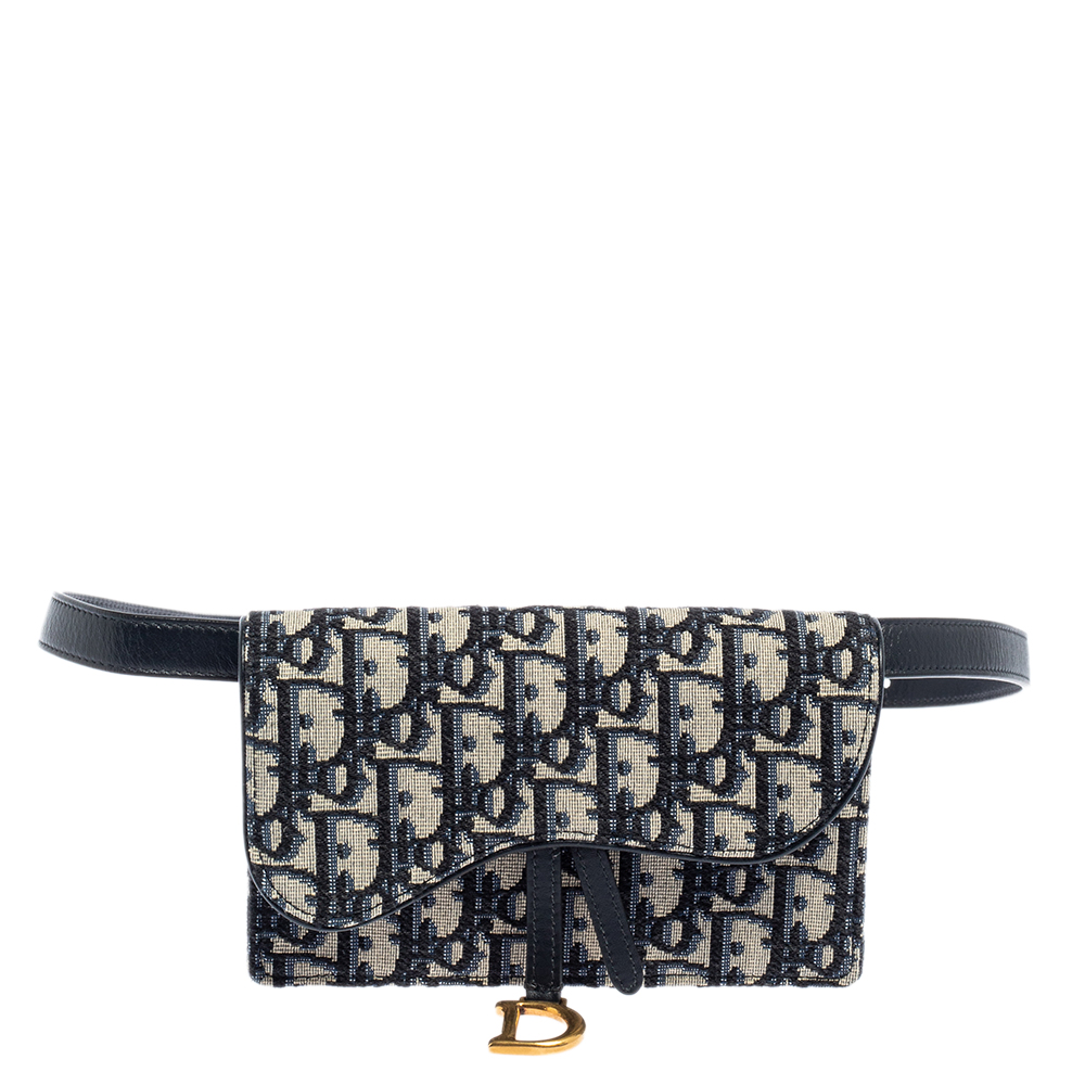 Click to view more detailed imagery on our partner's website Pre-owned Dior Navy Blue/white Oblique Canvas And Leather Saddle Belt Bag