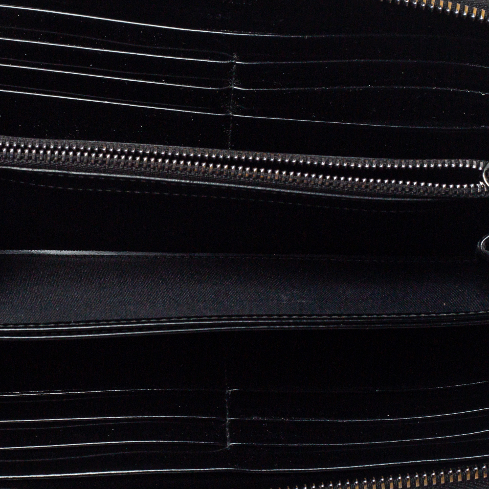 

Dior Black Patent Leather Zip Around Lady Dior Wallet