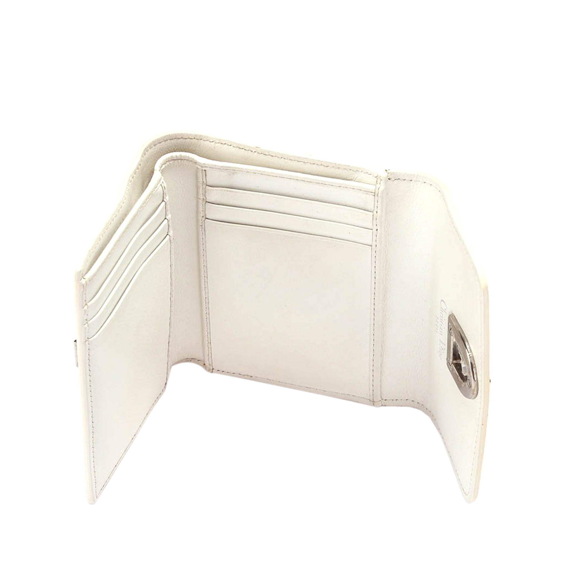 

Dior Silver Leather Diorama Wallet
