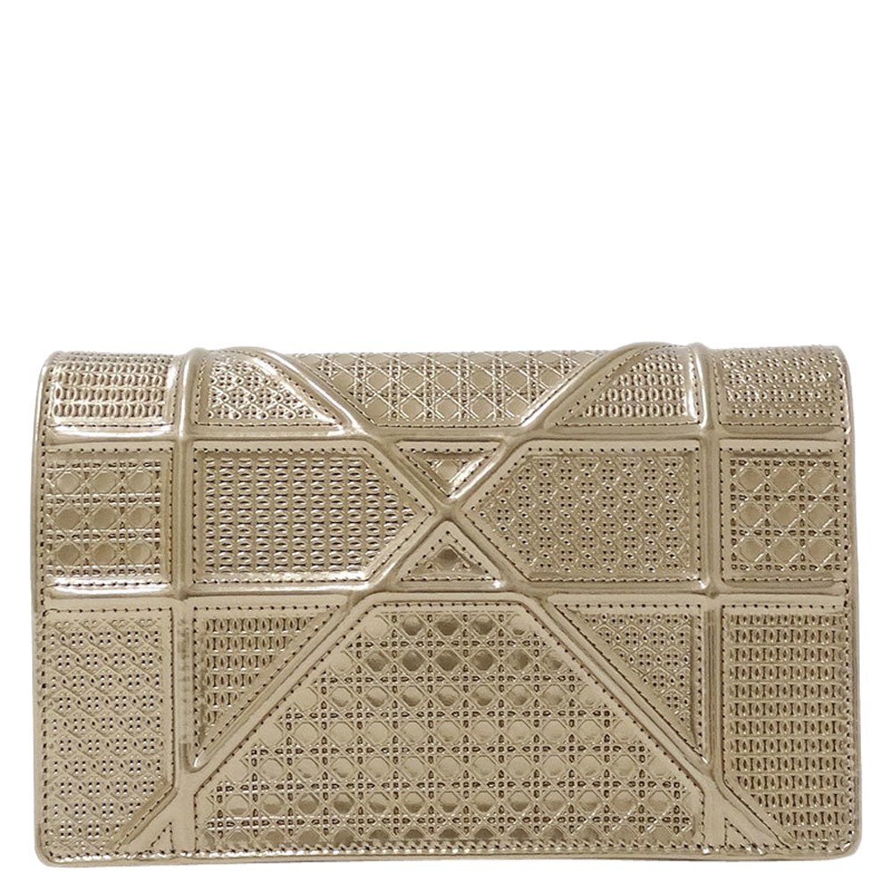 

Dior Gold Leather Diorama Cannage Shoulder Bag