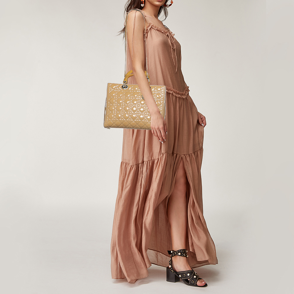 

Dior Beige Cannage Patent Leather Large Lady Dior Tote