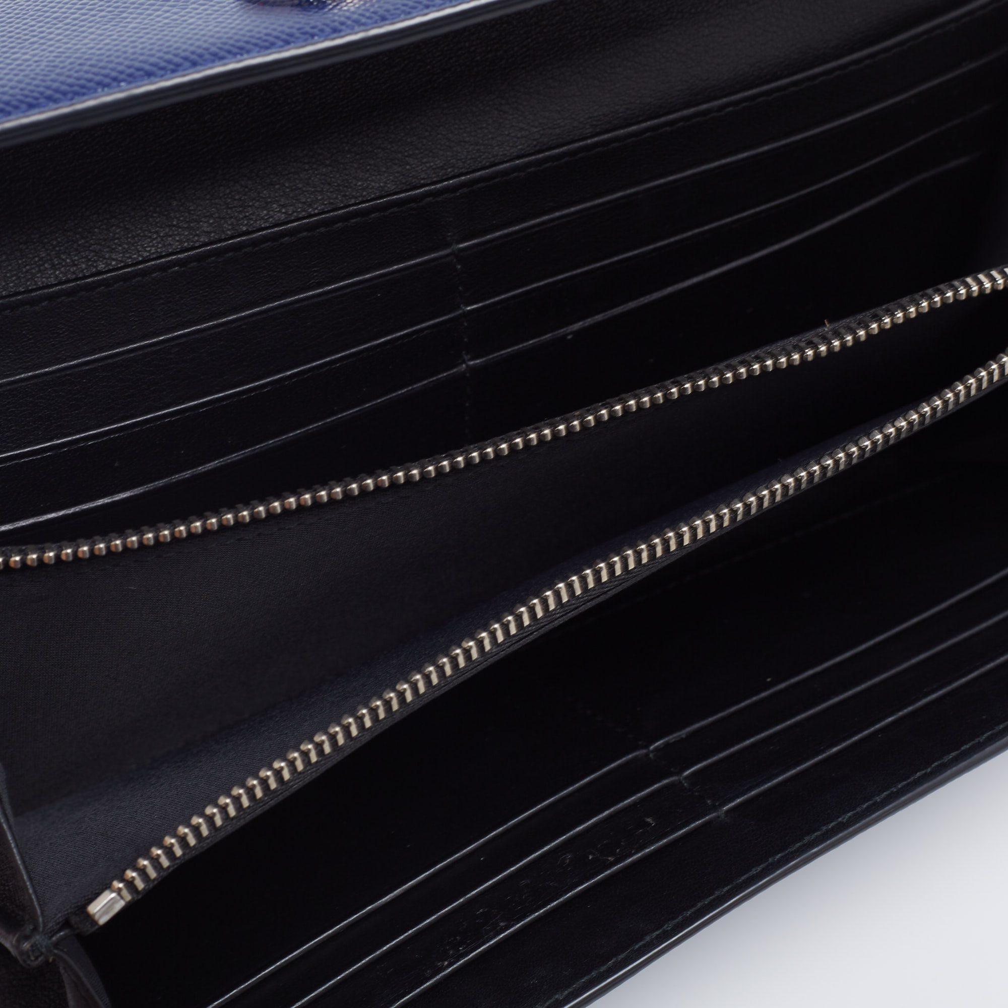 

Dior Navy Blue Patent Leather Mania Rendez-Vous Wallet