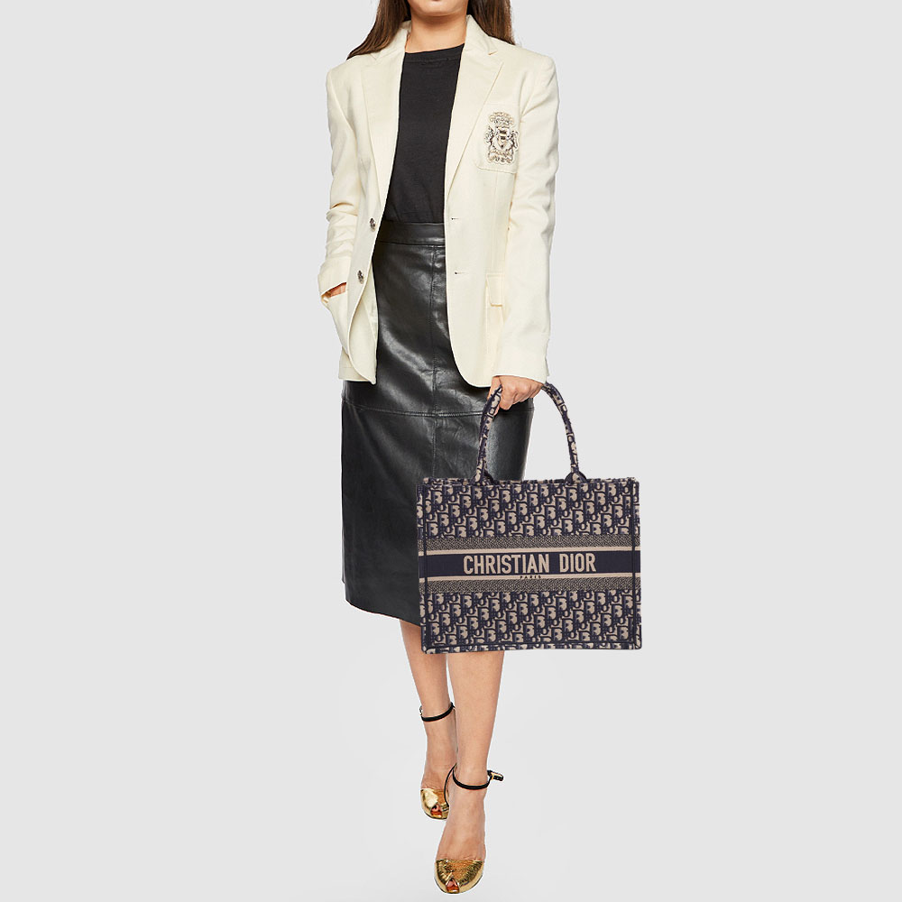 

Dior Navy Blue Oblique Canvas Small Book Tote