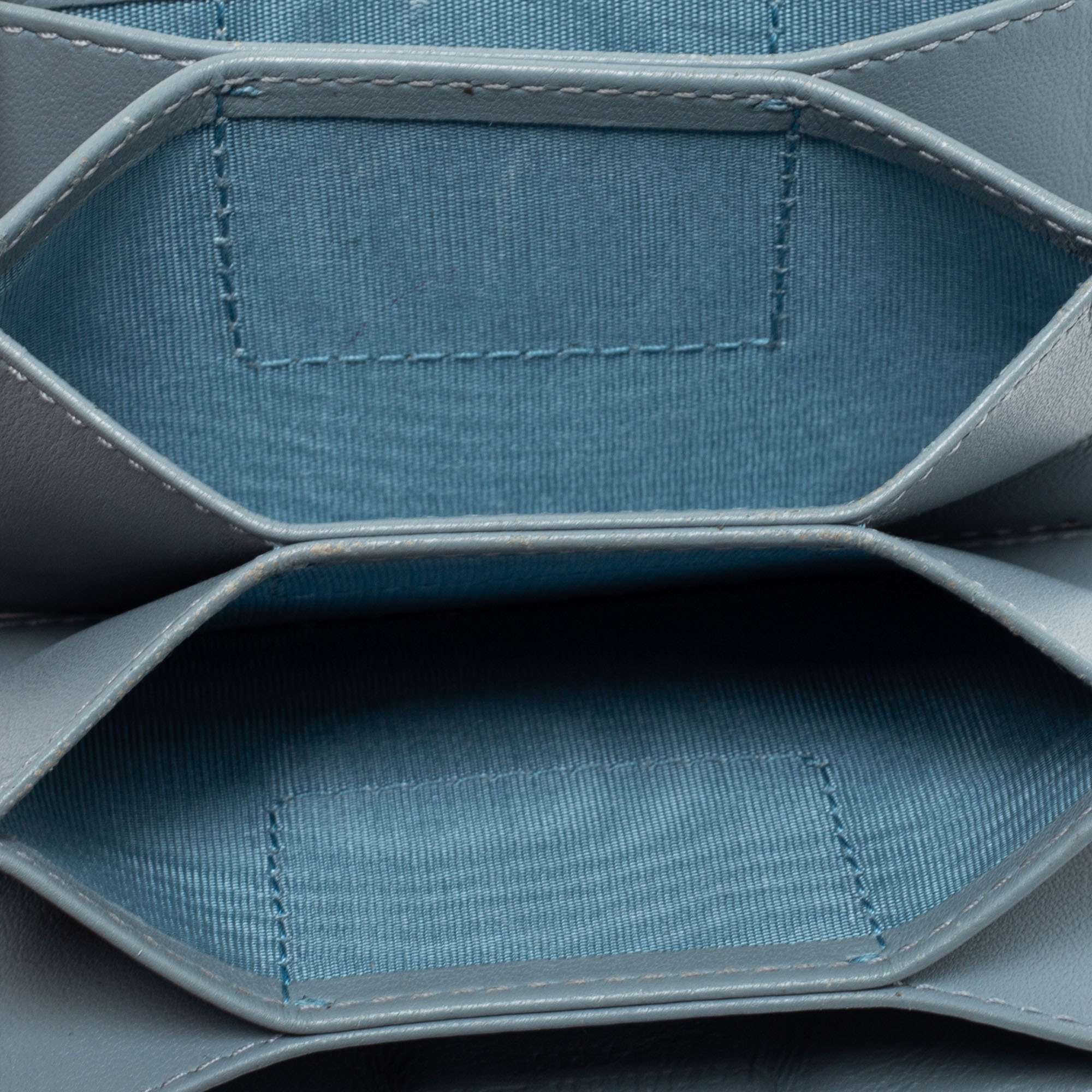 

Dior Cloud Blue Cannage Leather 5 Gusset Card Holder