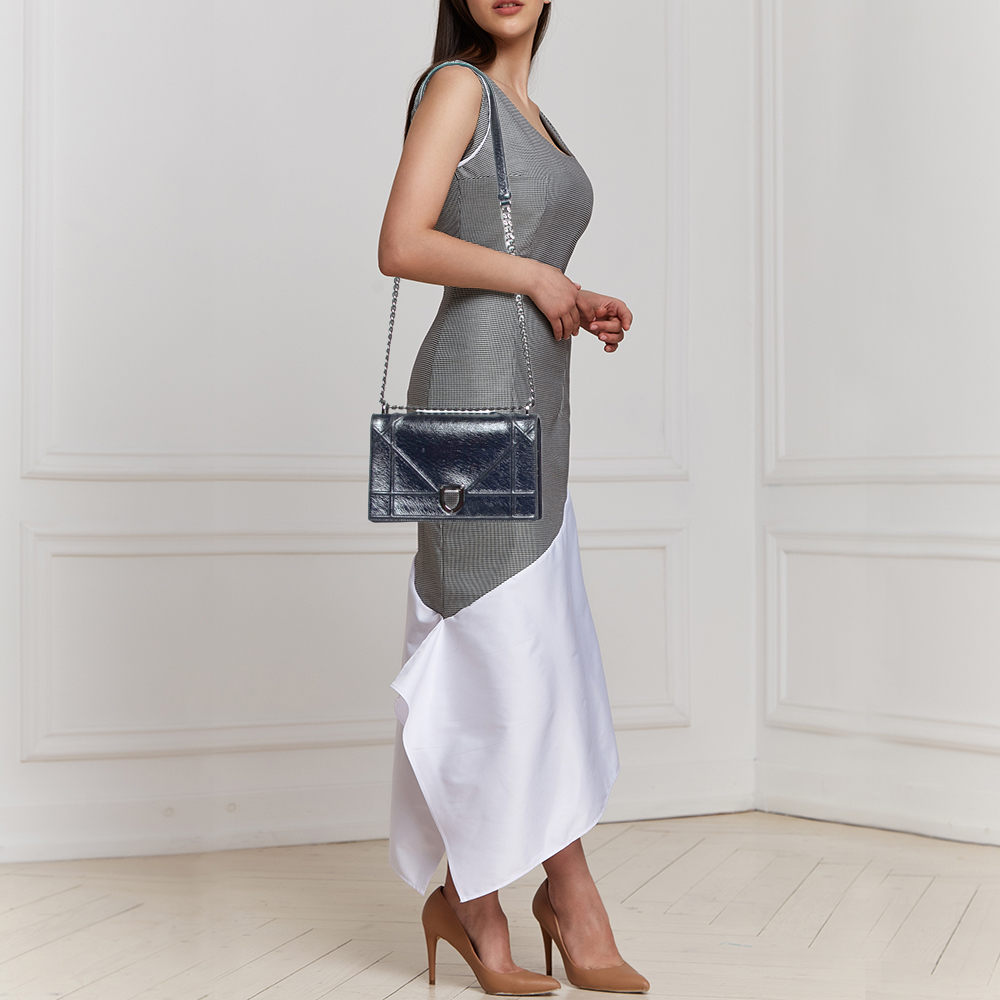 

Dior Navy Blue Crackled Glossy Leather Medium Diorama Shoulder Bag