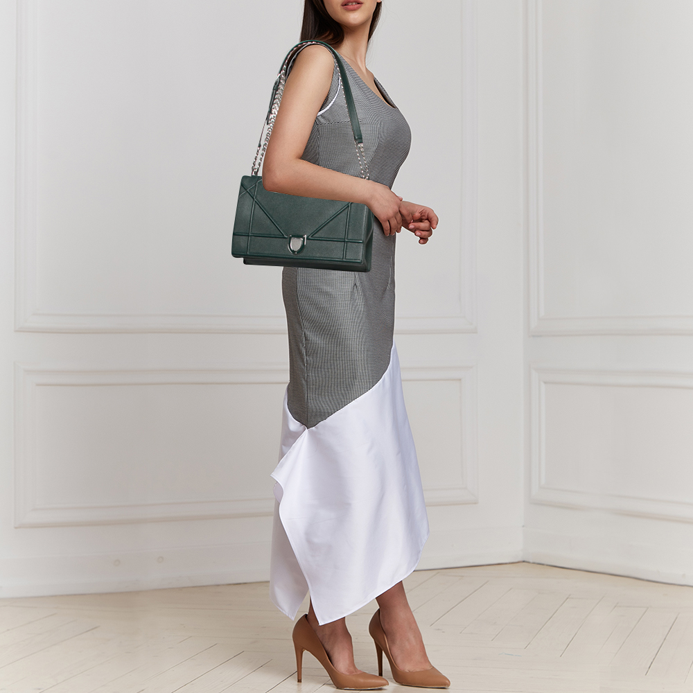 

Dior Green Leather Large Diorama Shoulder Bag
