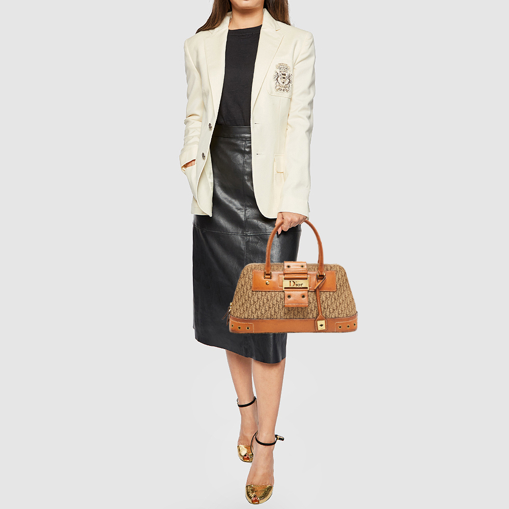

Dior Tan/Beige Oblique Canvas and Leather Street Chic Trotter Satchel