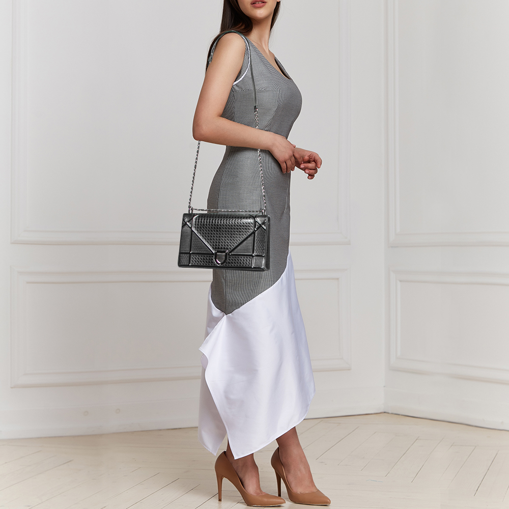 

Dior Metallic Grey Micro Cannage Patent Leather  Diorama Shoulder Bag