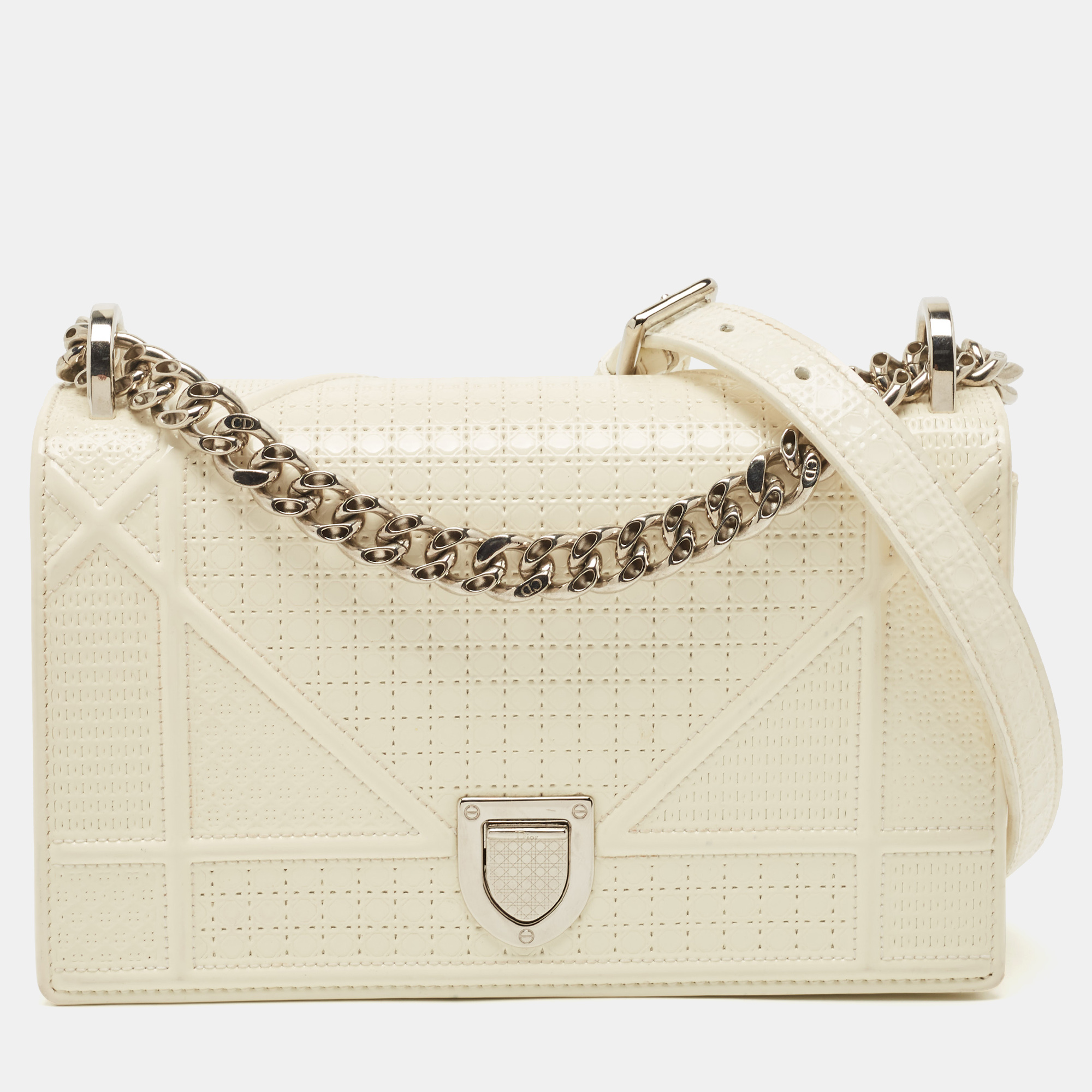 

Dior Off White Micro Cannage Patent Leather  Diorama Flap Bag