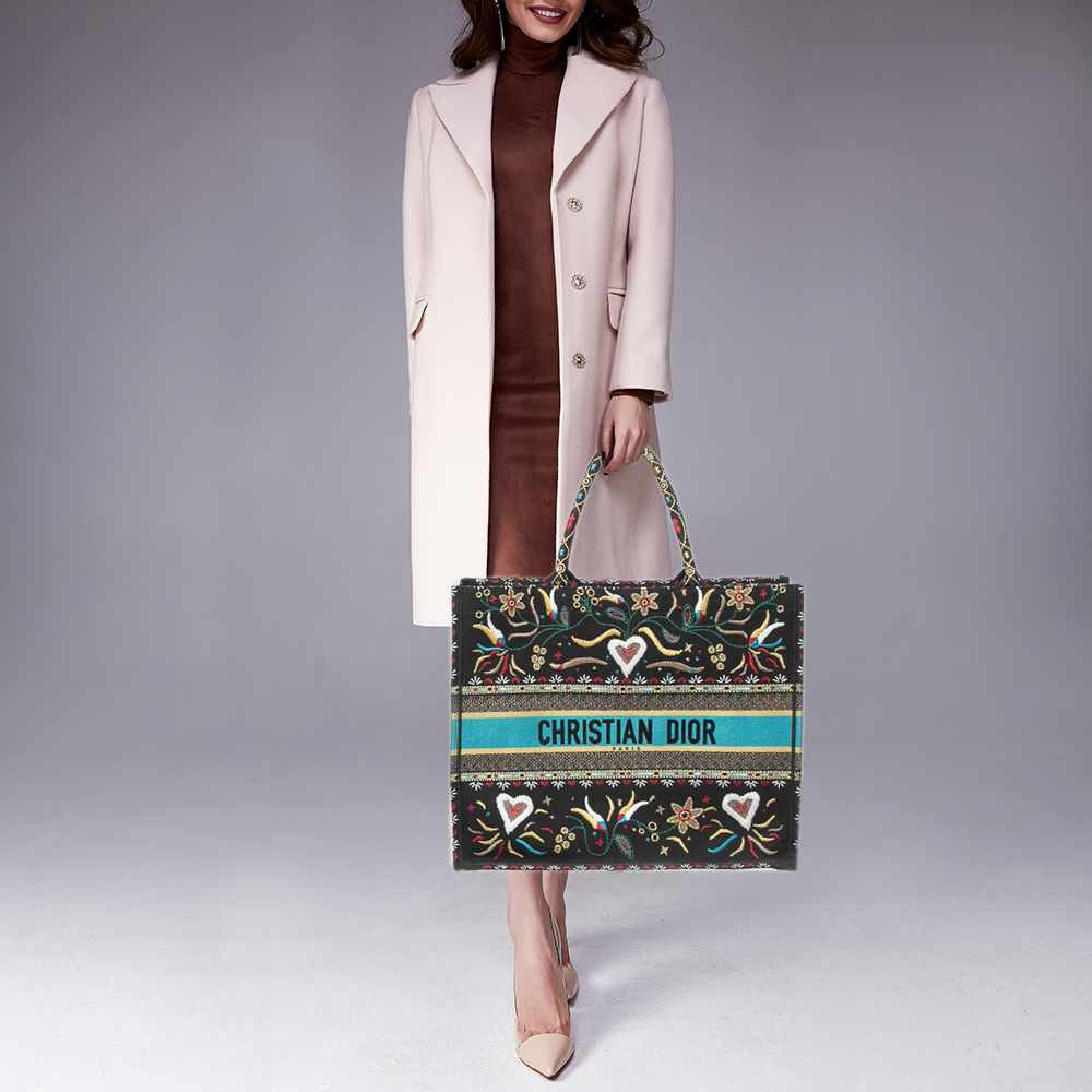 

Dior Multicolor Embroidered Canvas Large Book Tote