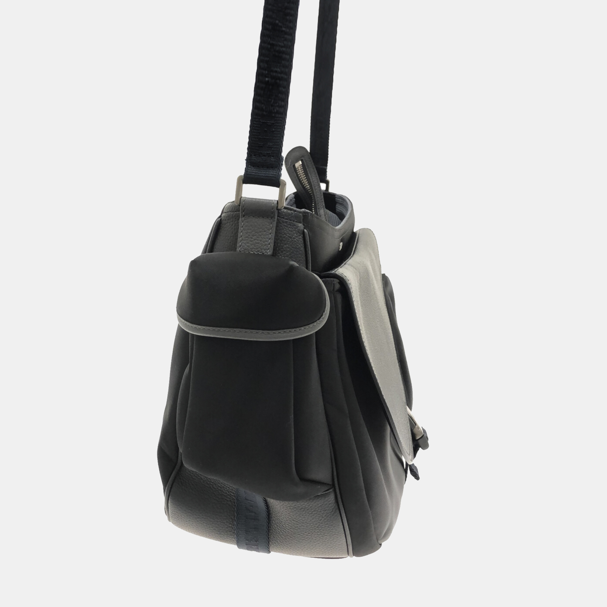 

Dior Black x Sacai Soft Saddle