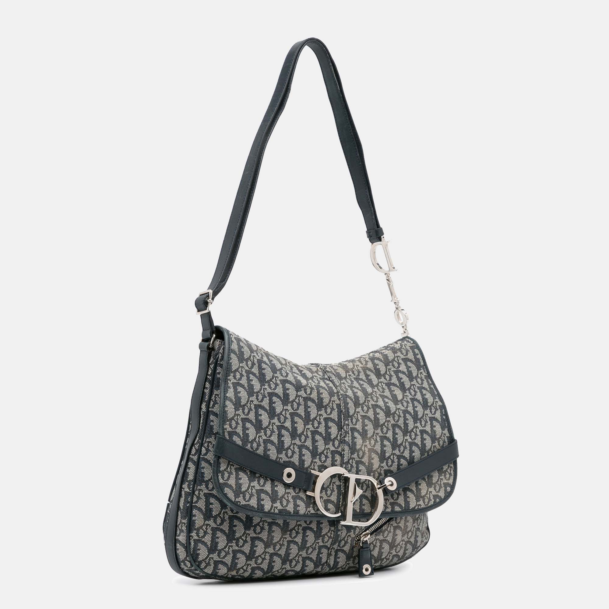 

Dior Oblique Crossbody Bag, Grey